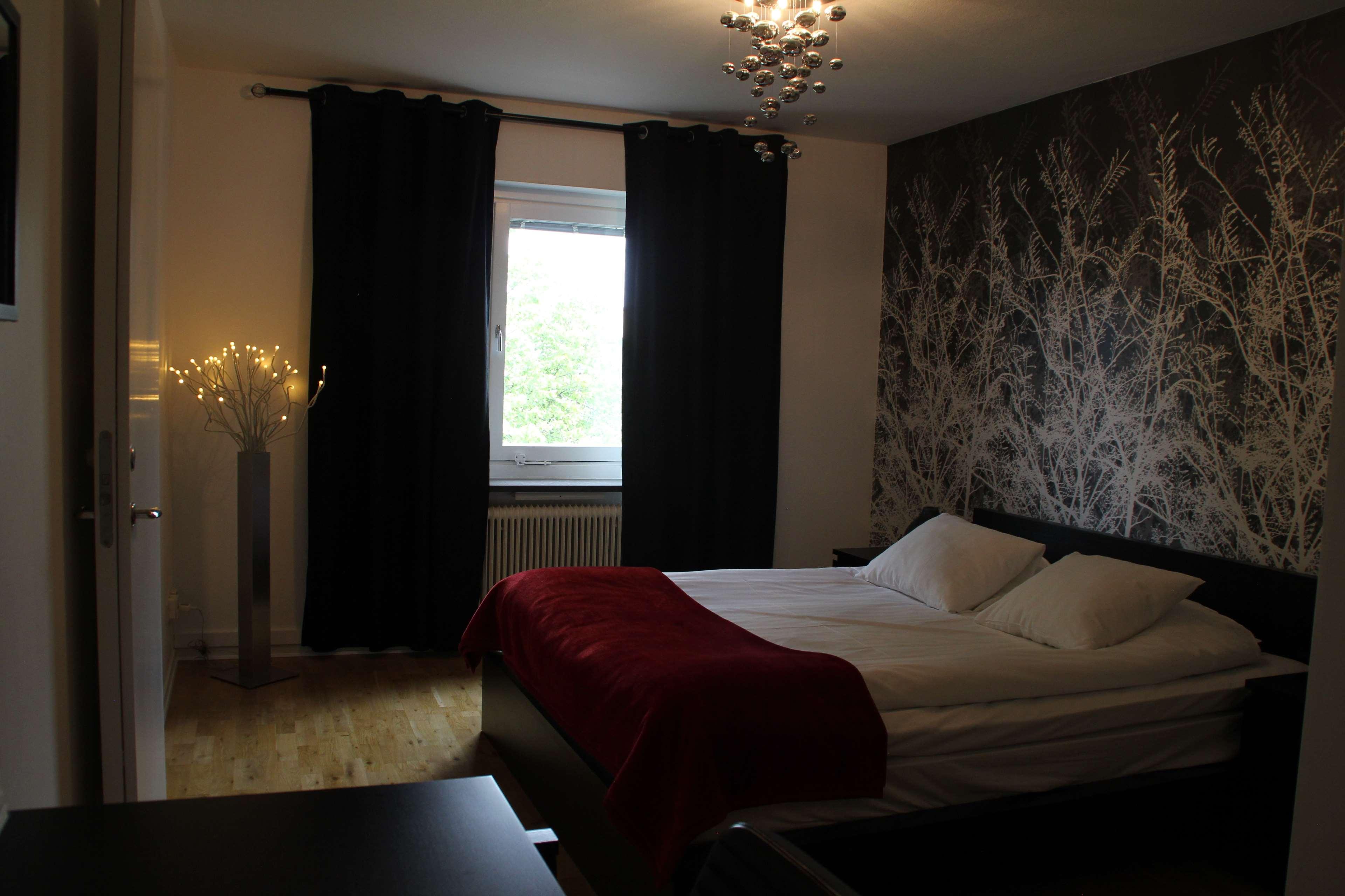 Double Queen Bed Non Smoking