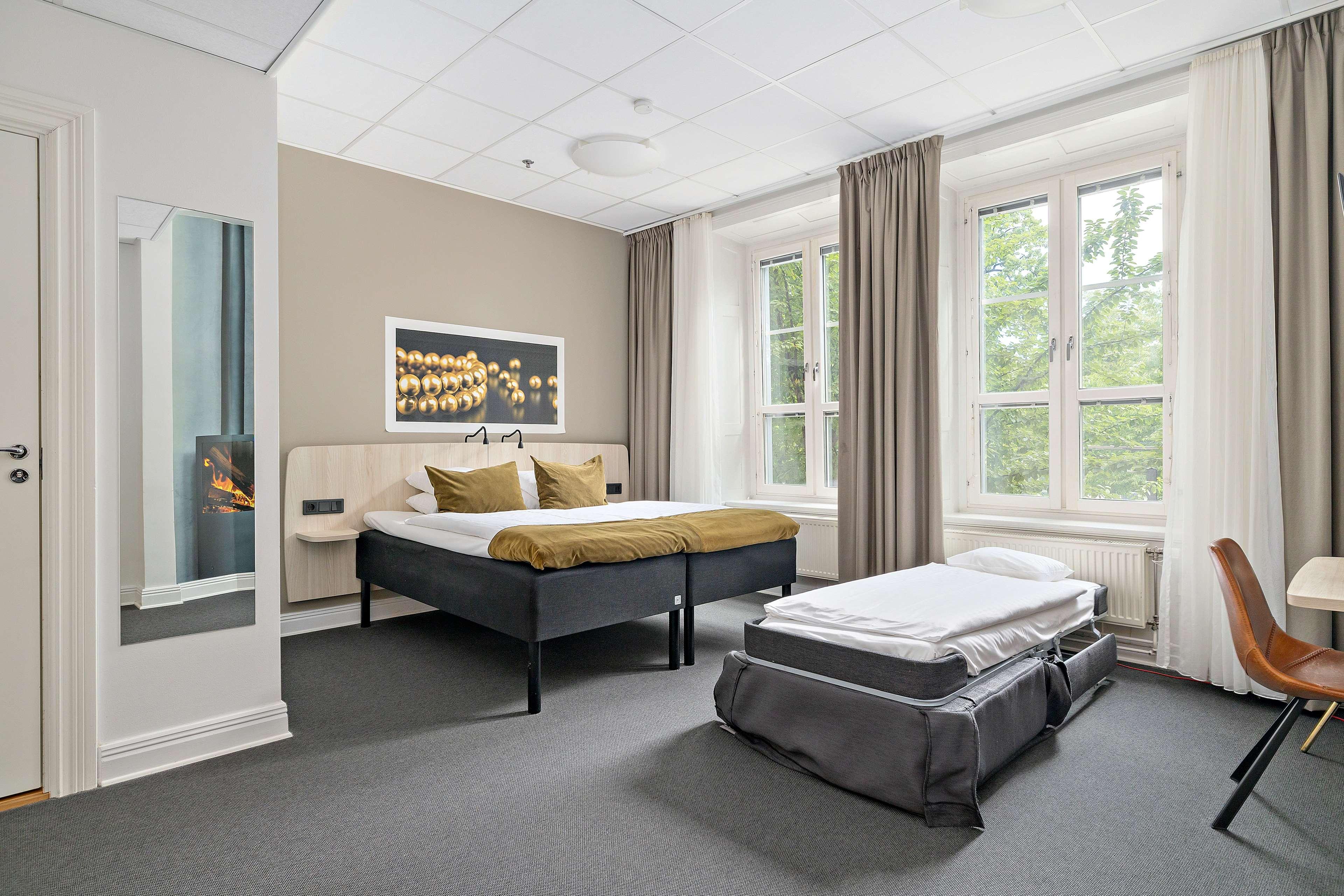 Family Room Capacity 3