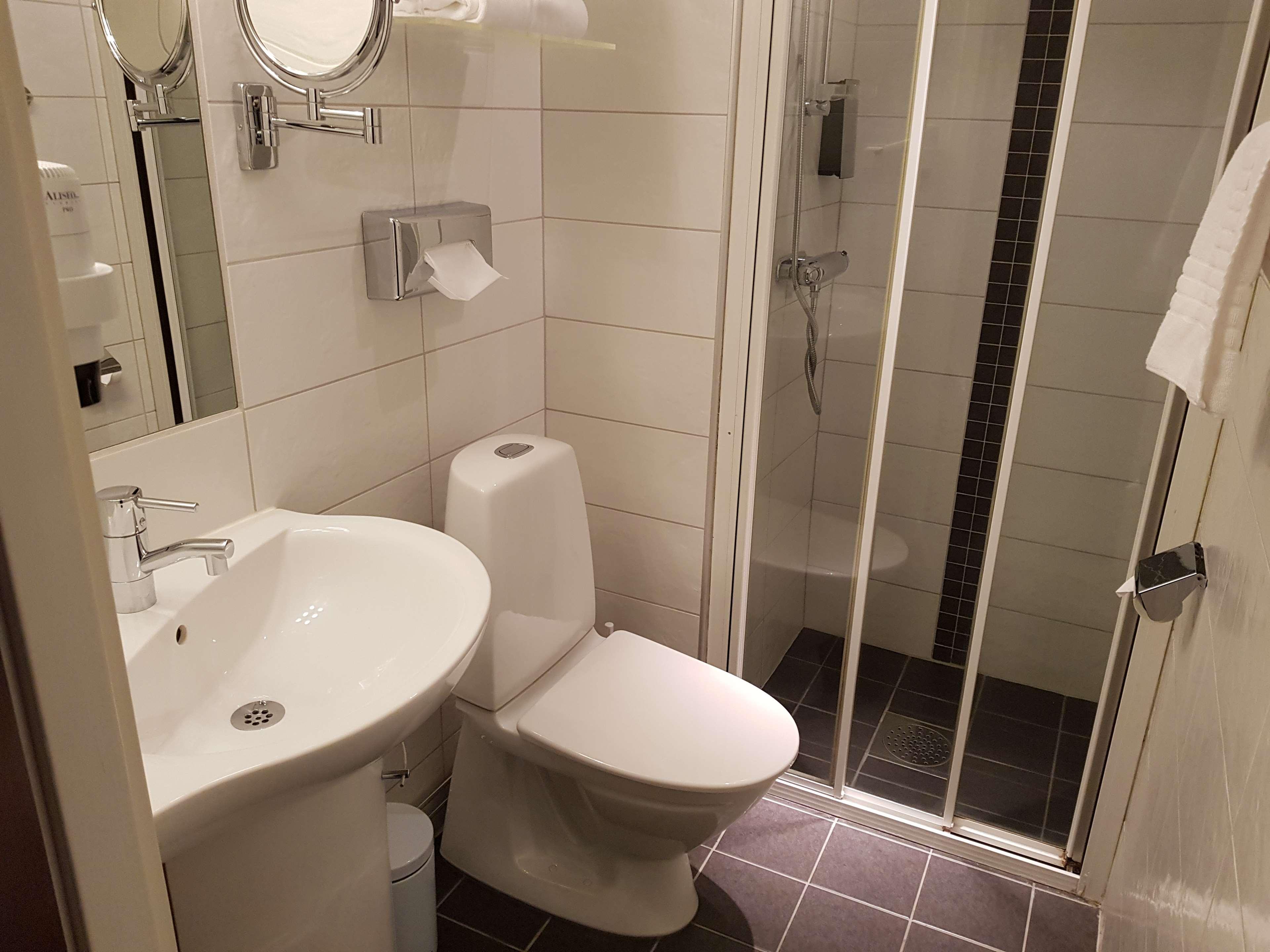 Family Room Capacity 4