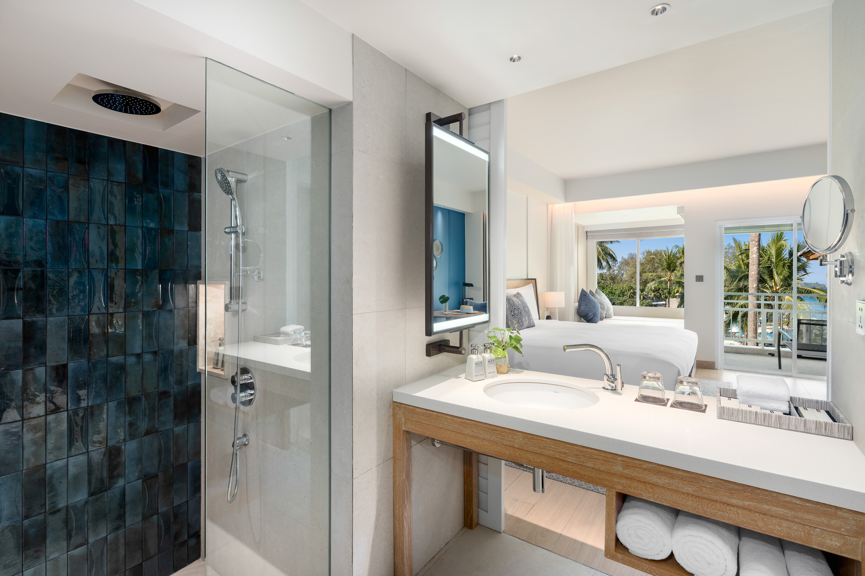 Double Ocean View King Bed