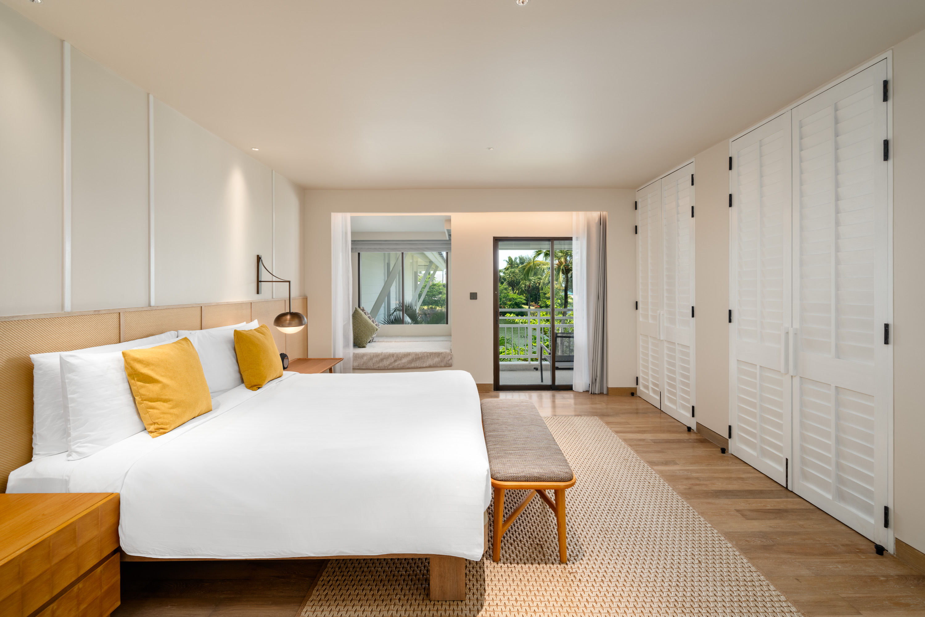 Suite King Bed One Bedroom 