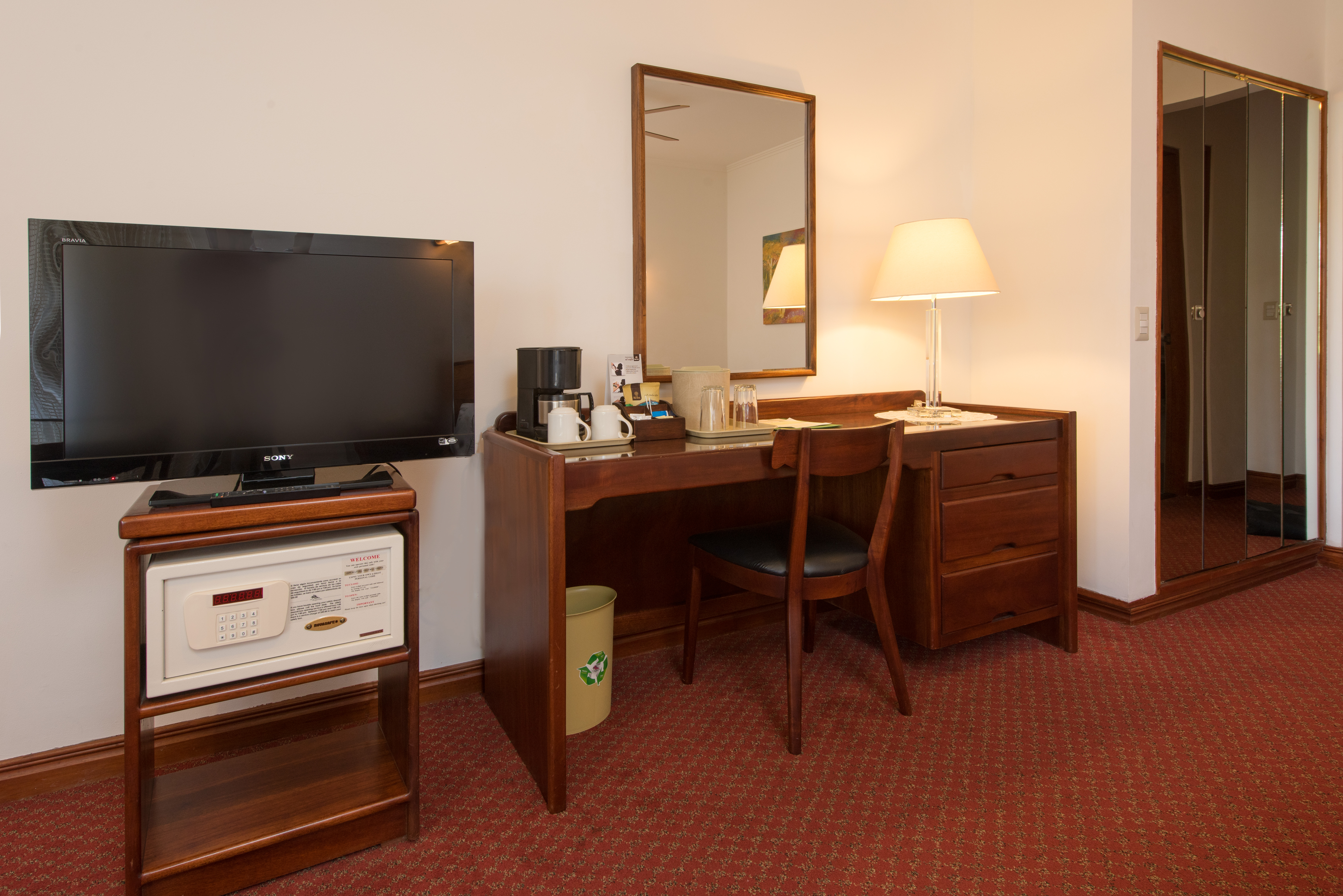 Single Mountain View