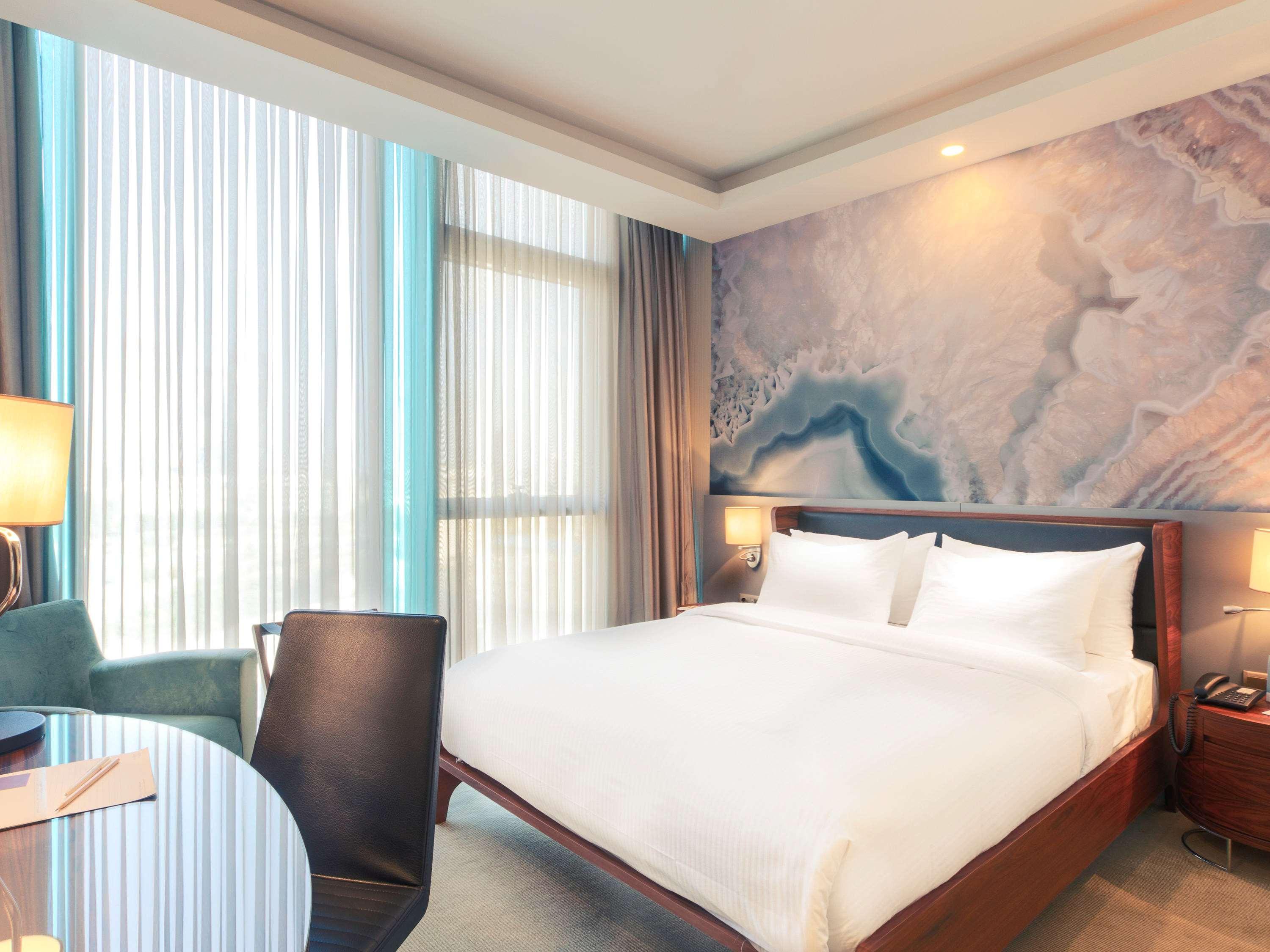 Double Superior King Bed