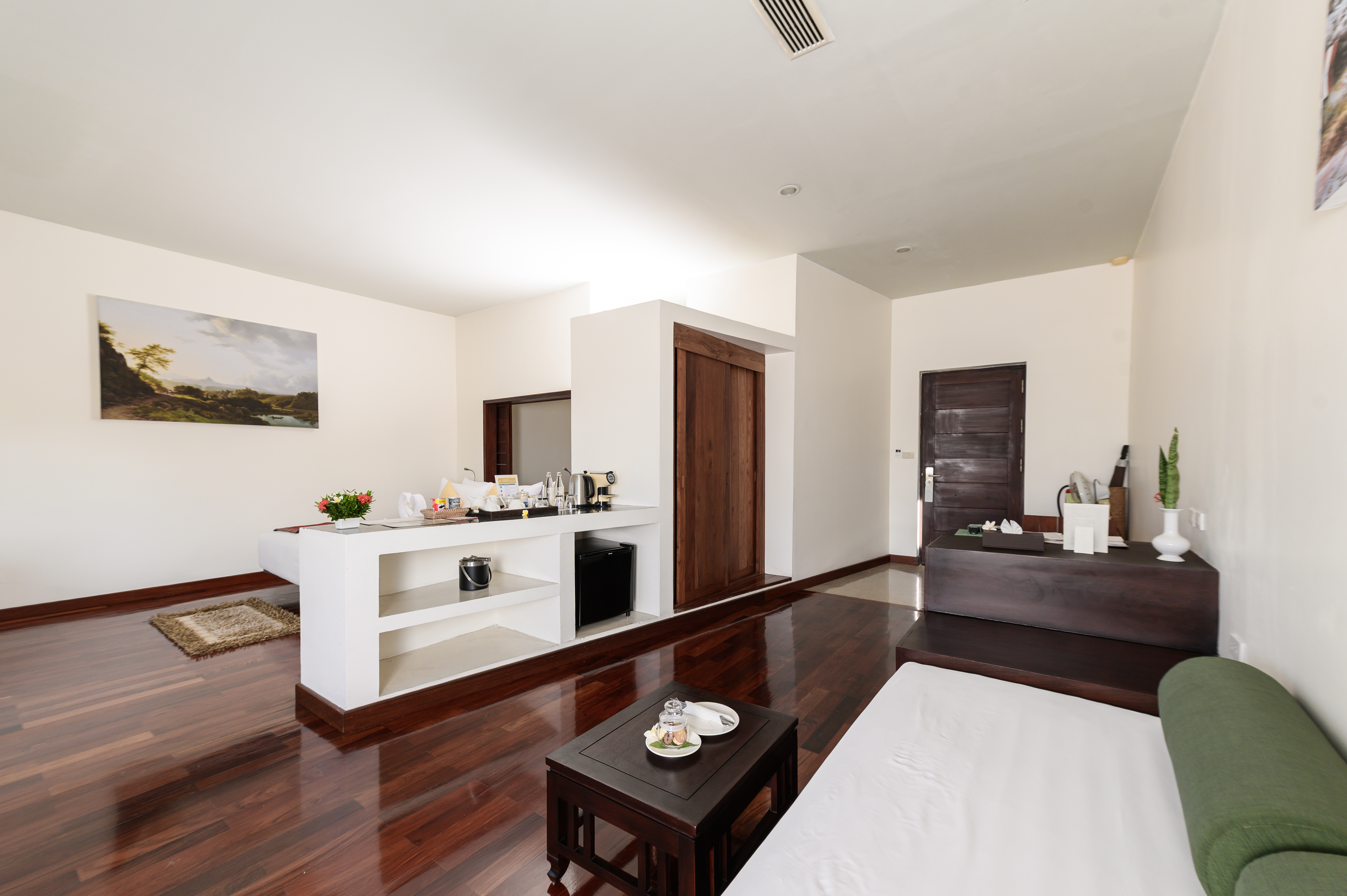 Double or Twin Deluxe