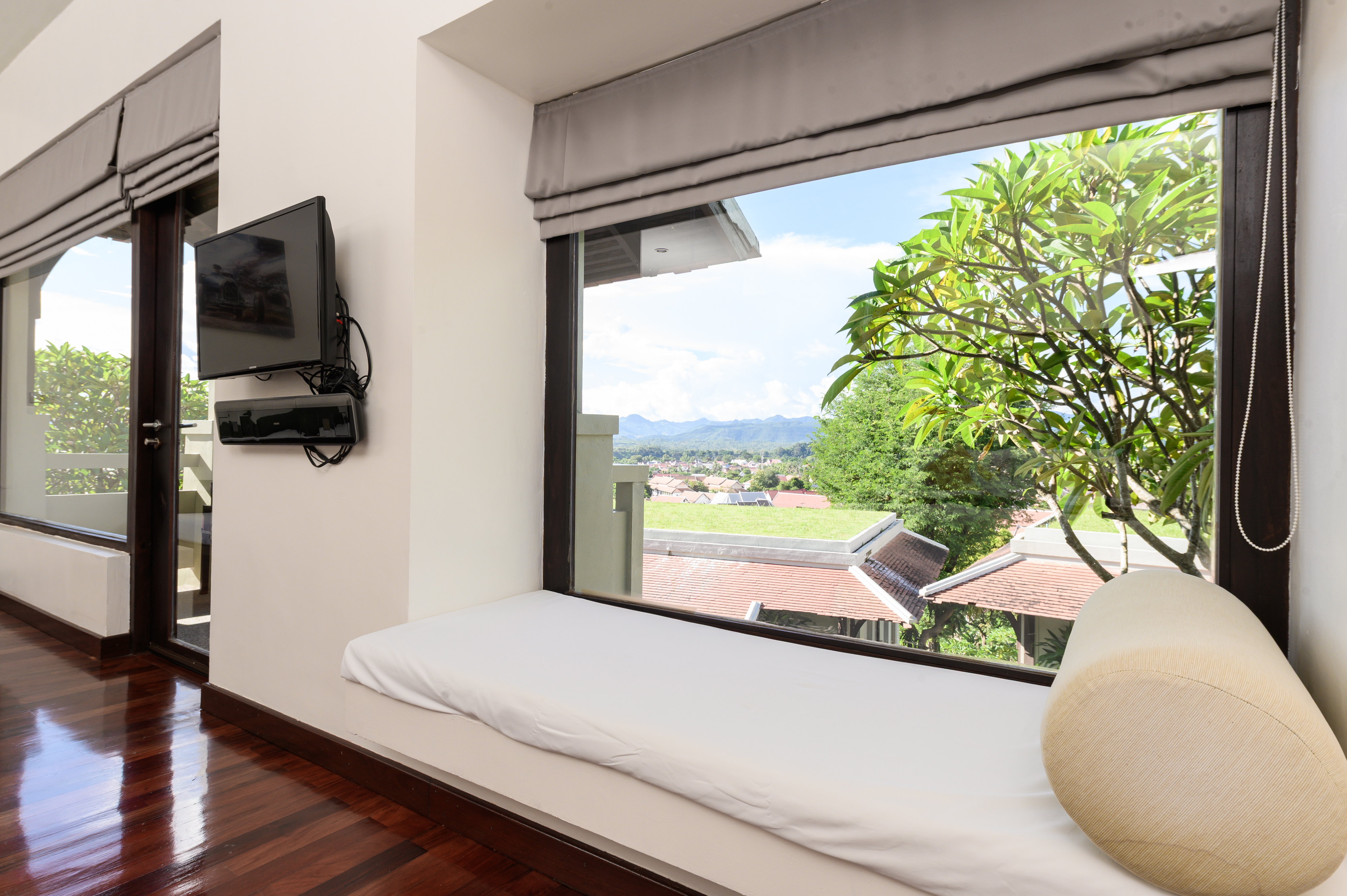 Double or Twin Deluxe