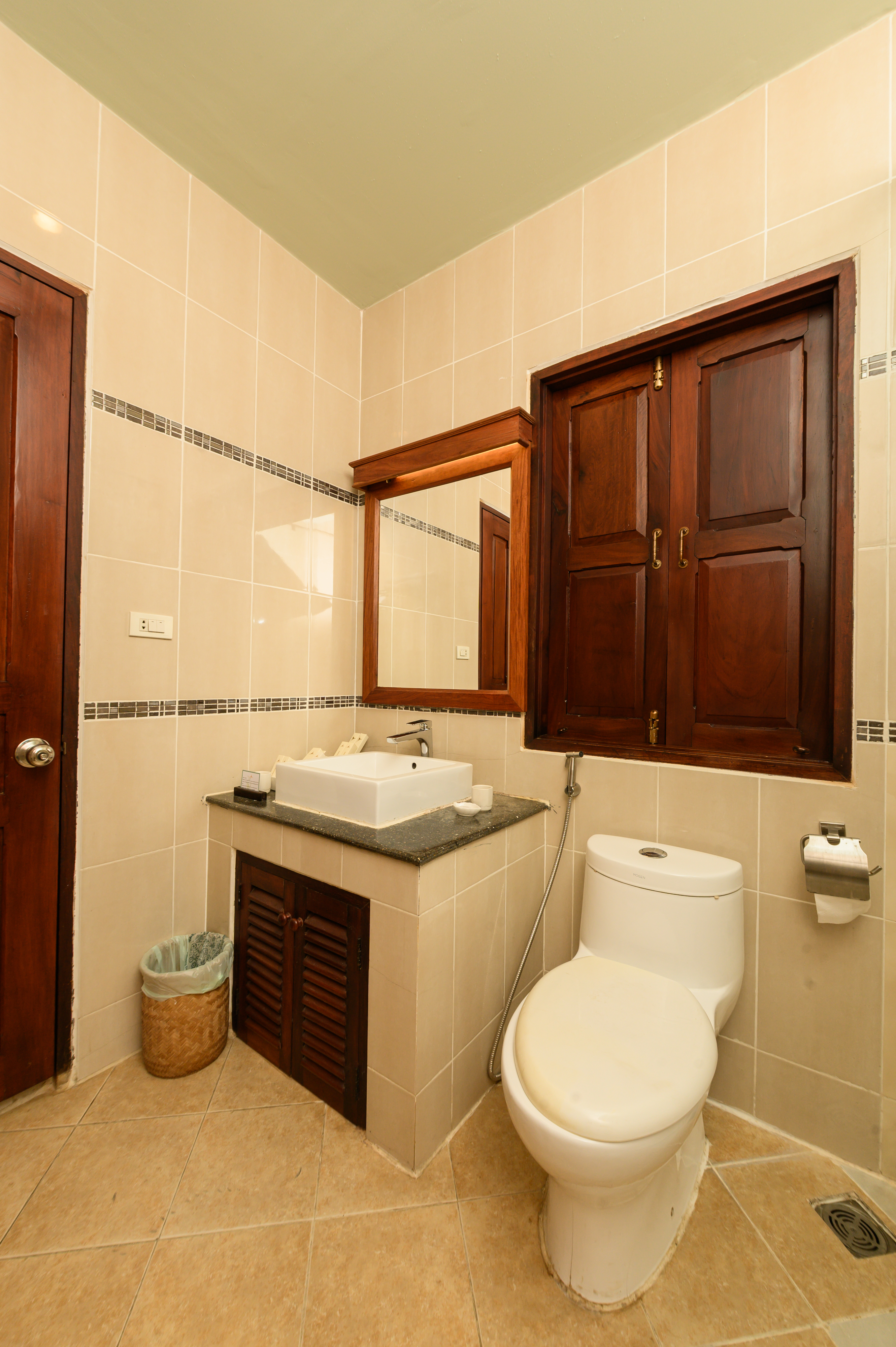 Double or Twin Standard