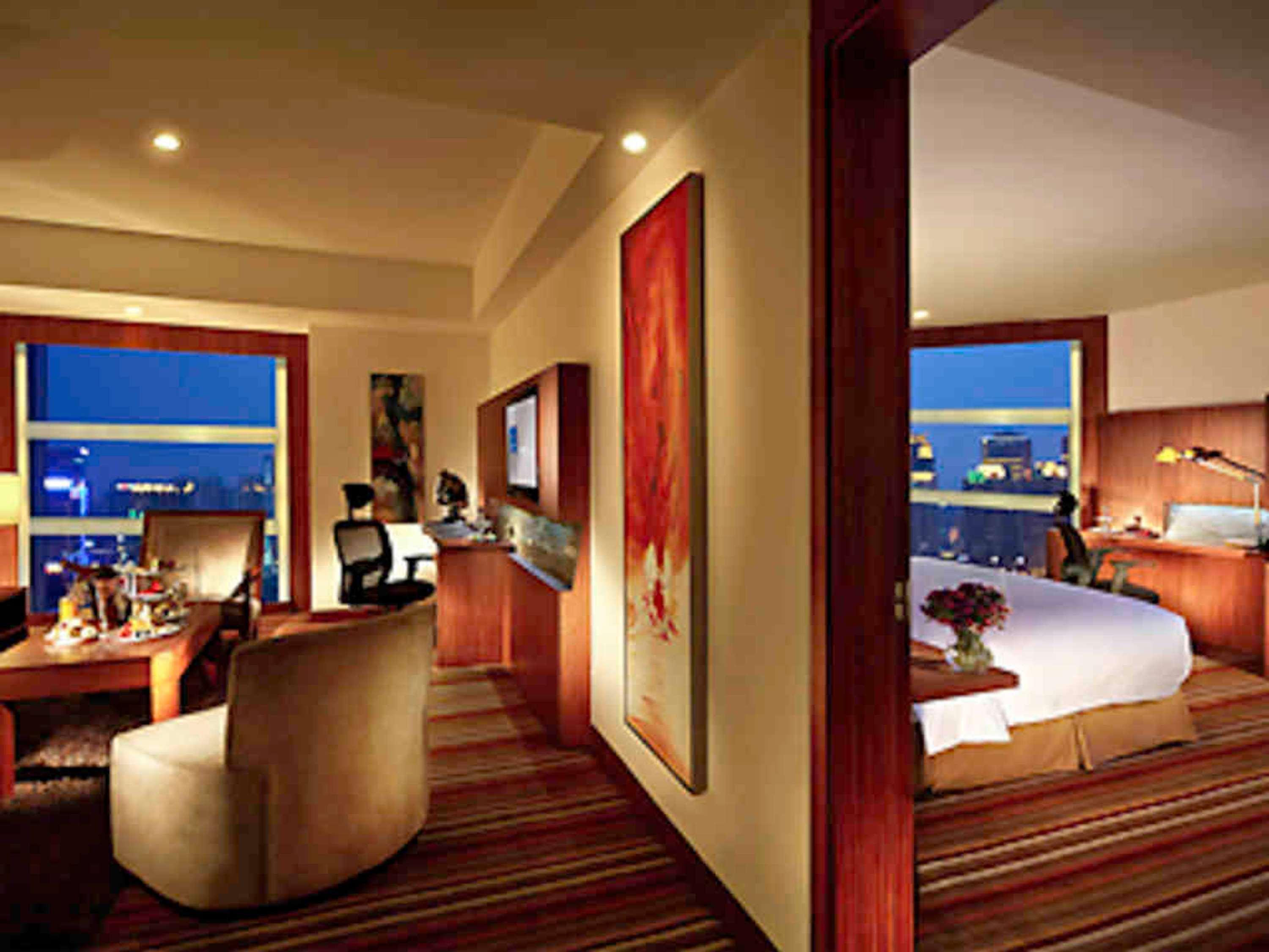 Suite Premier City View