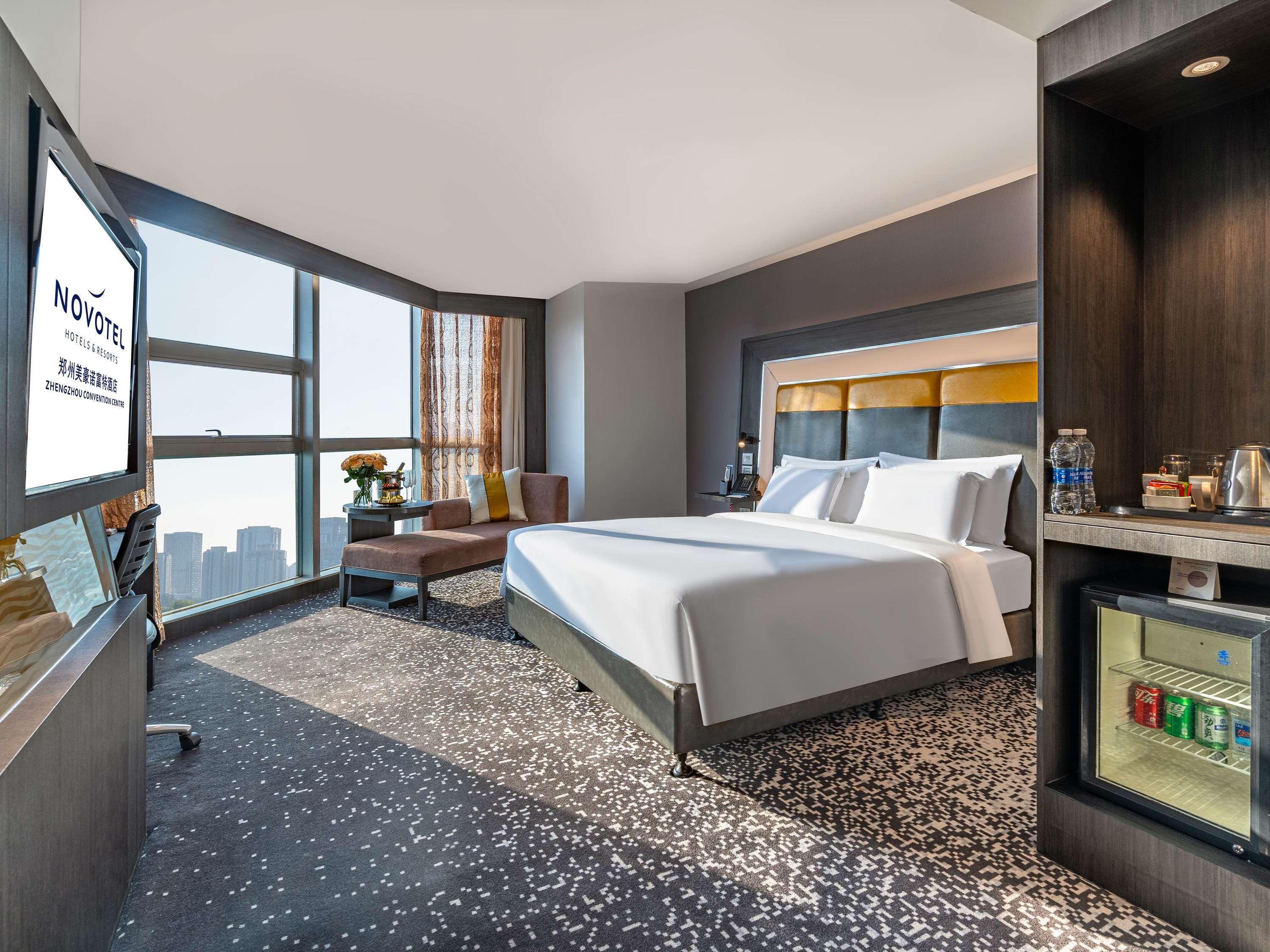 Double Superior King Bed