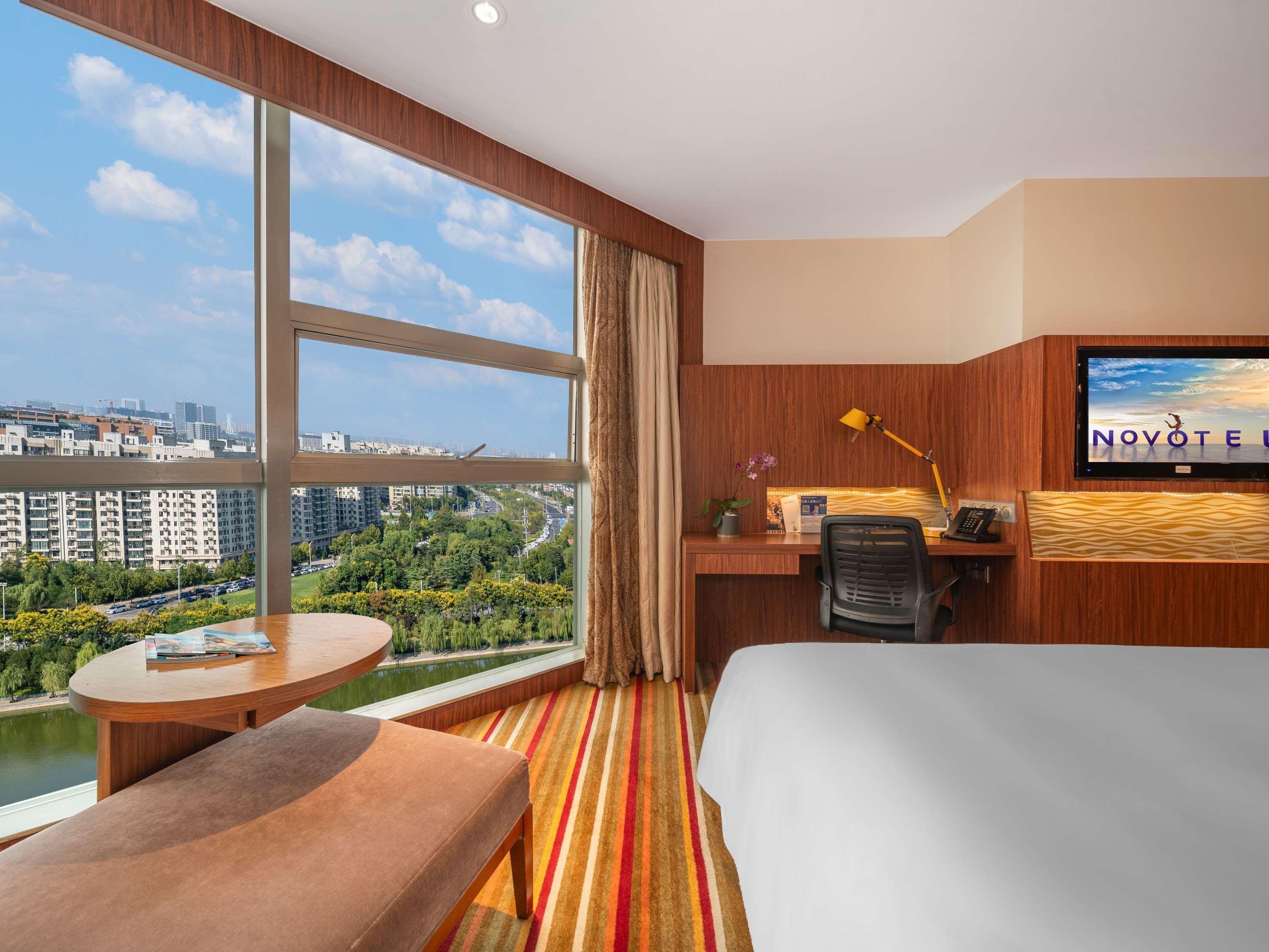 Double Premier King Bed