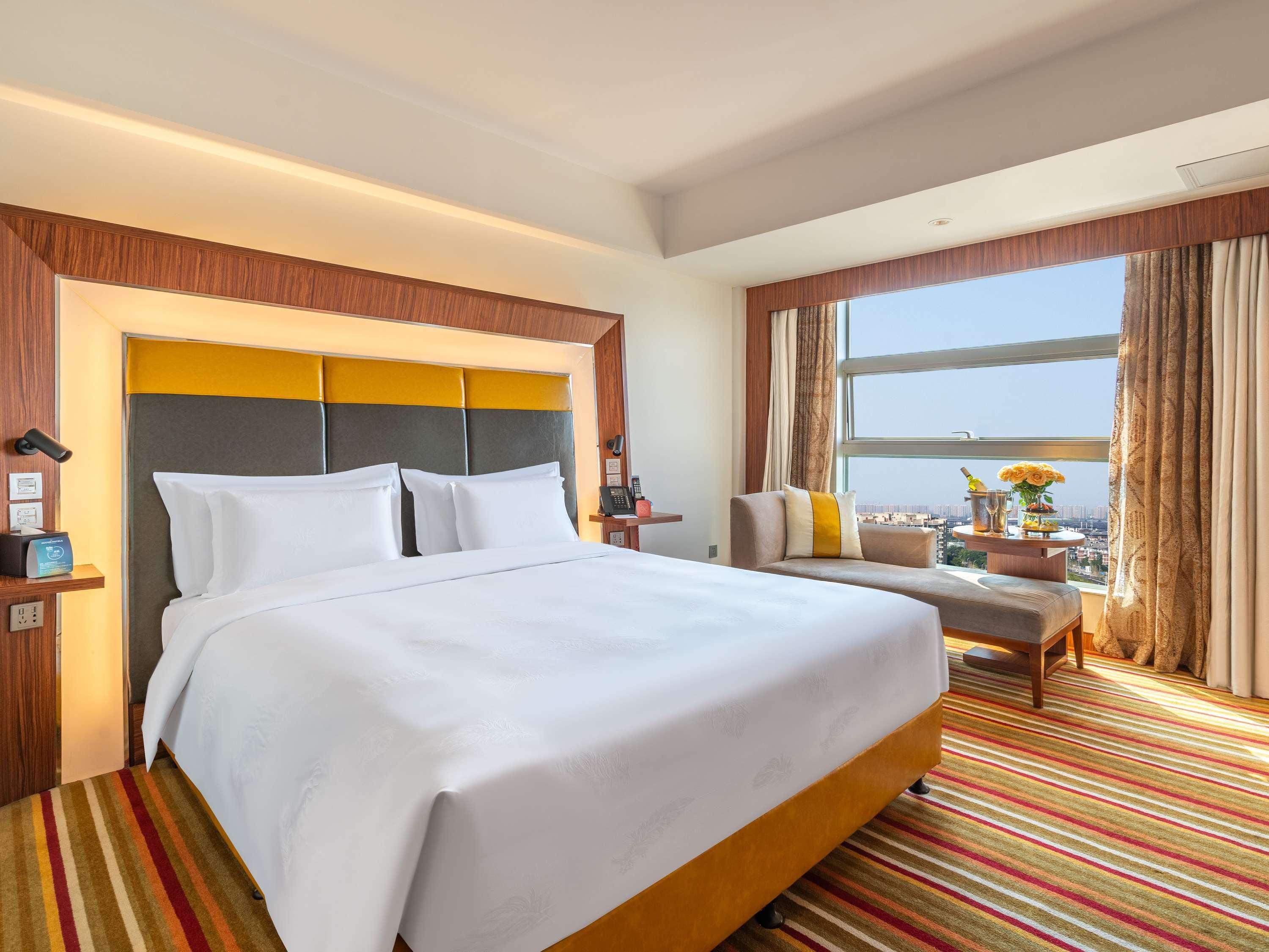 Double Premier King Bed