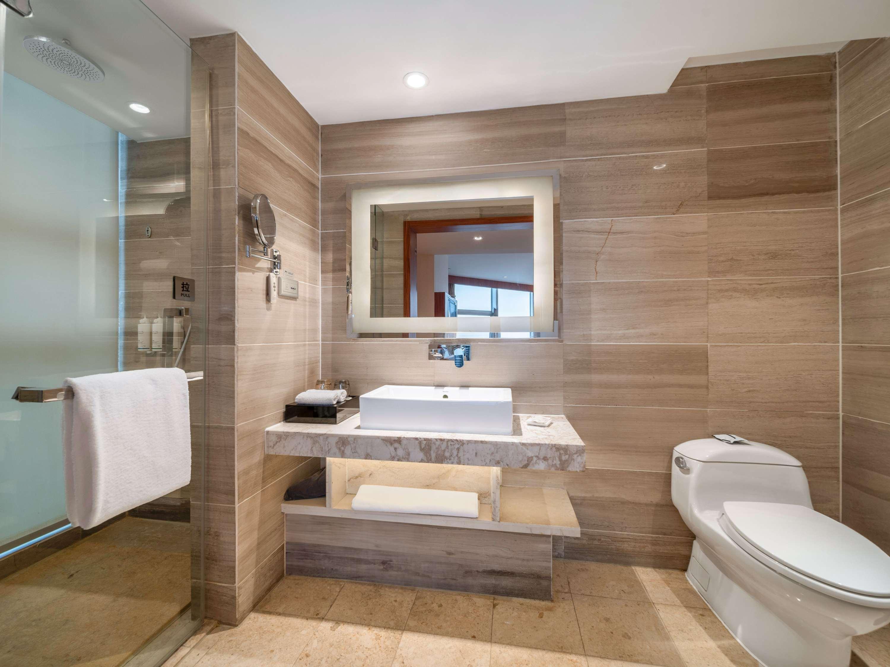 Double Premier King Bed