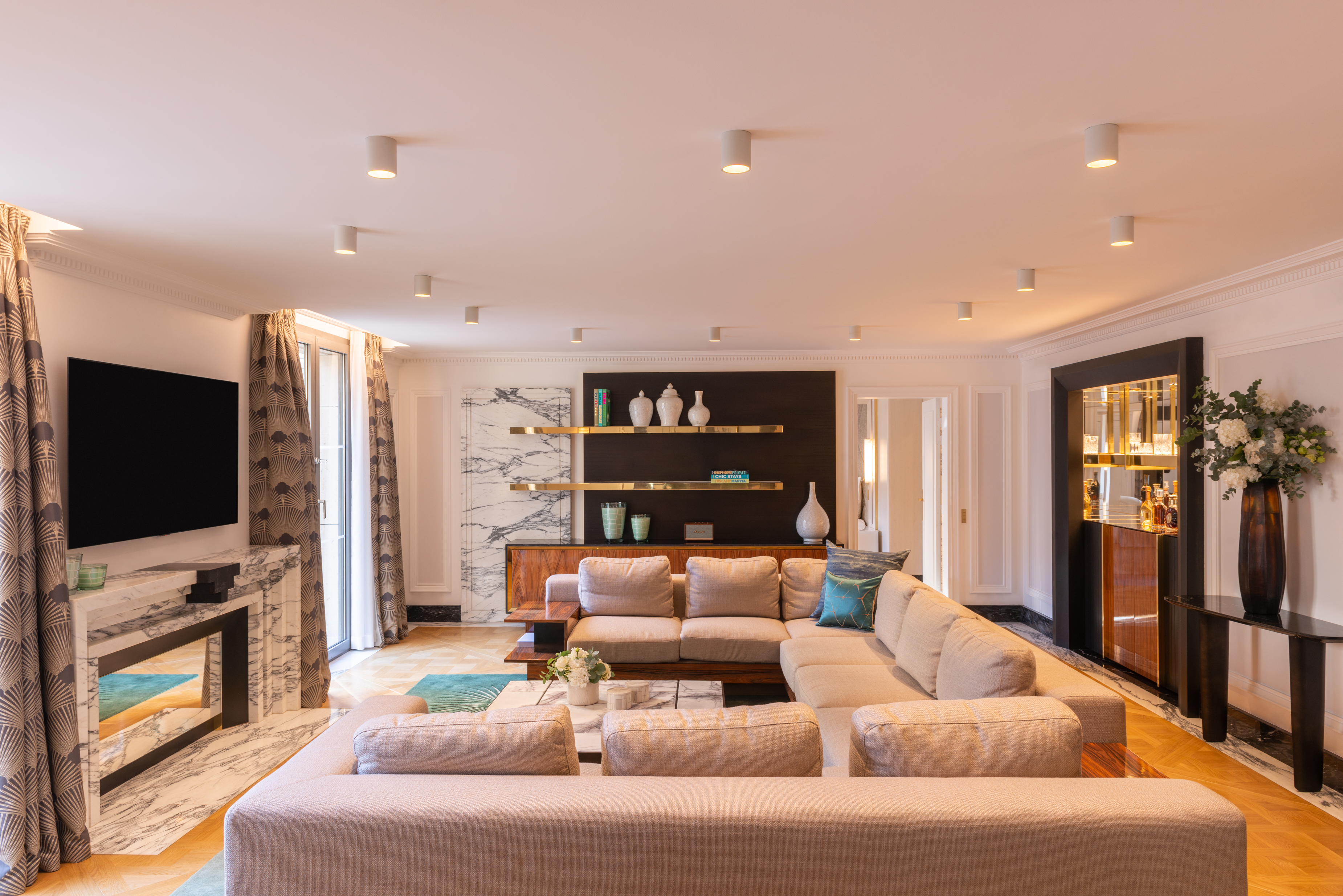 Apartment with Terrace