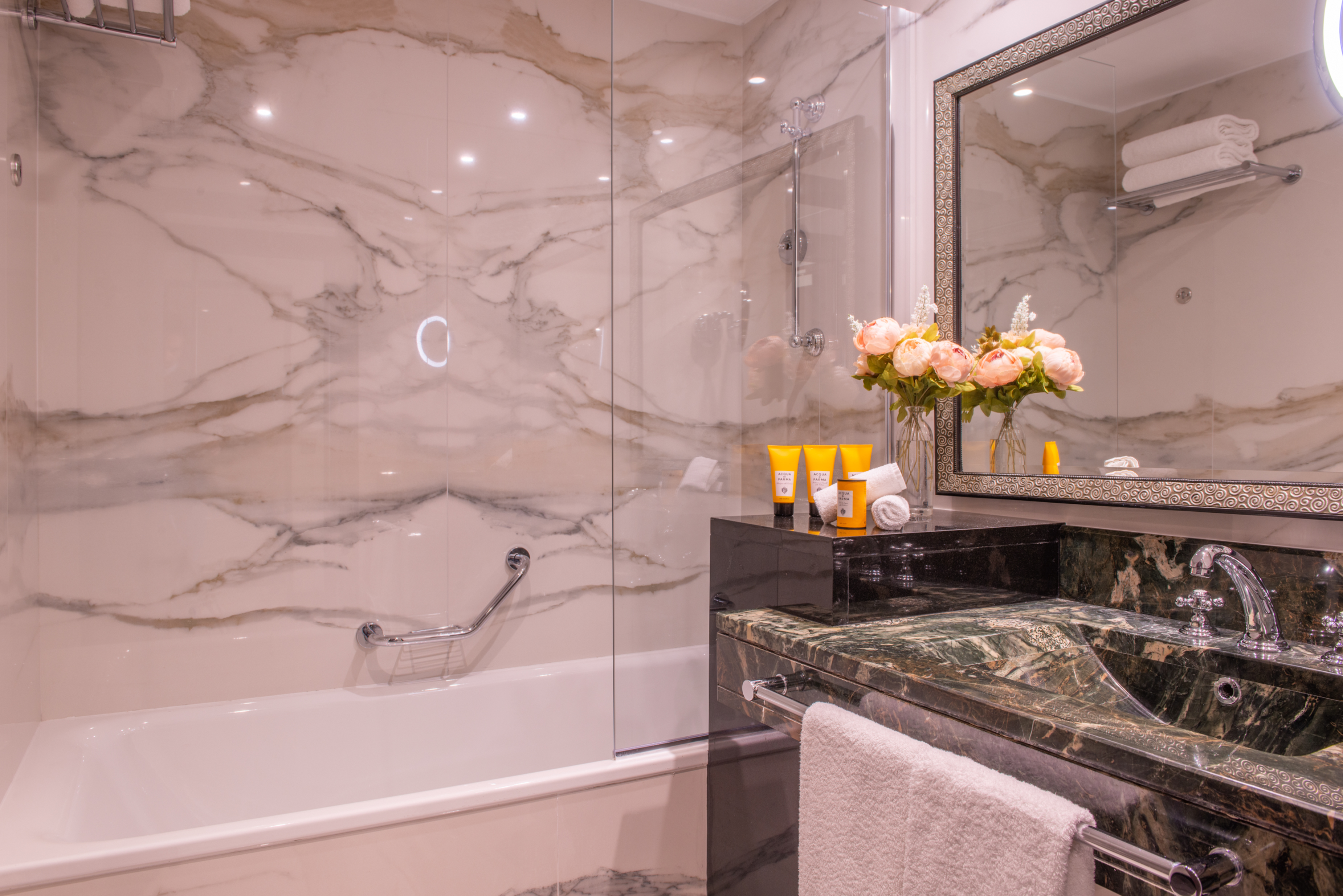 Double Superior with Double Bed