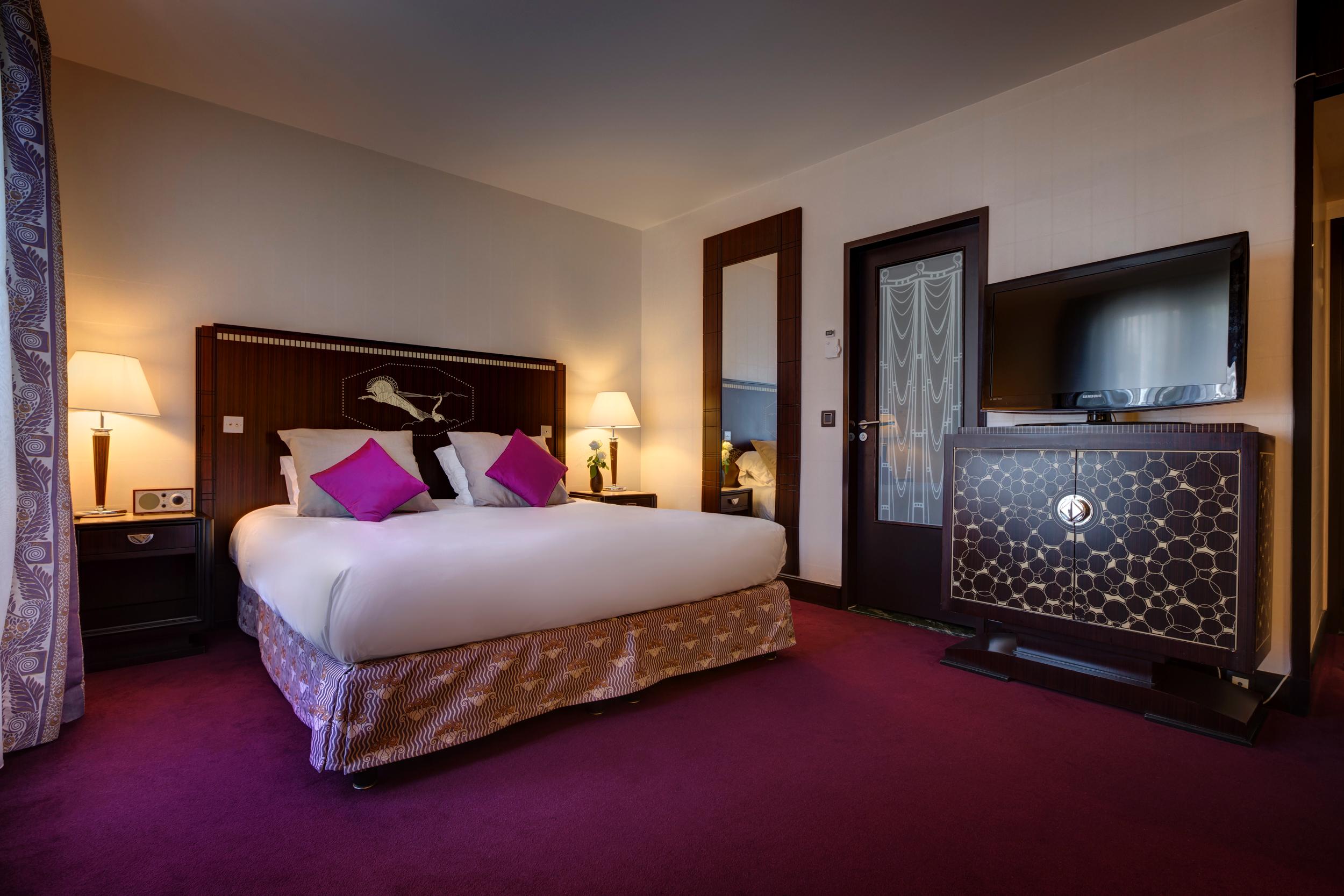 Double Executive King Bed