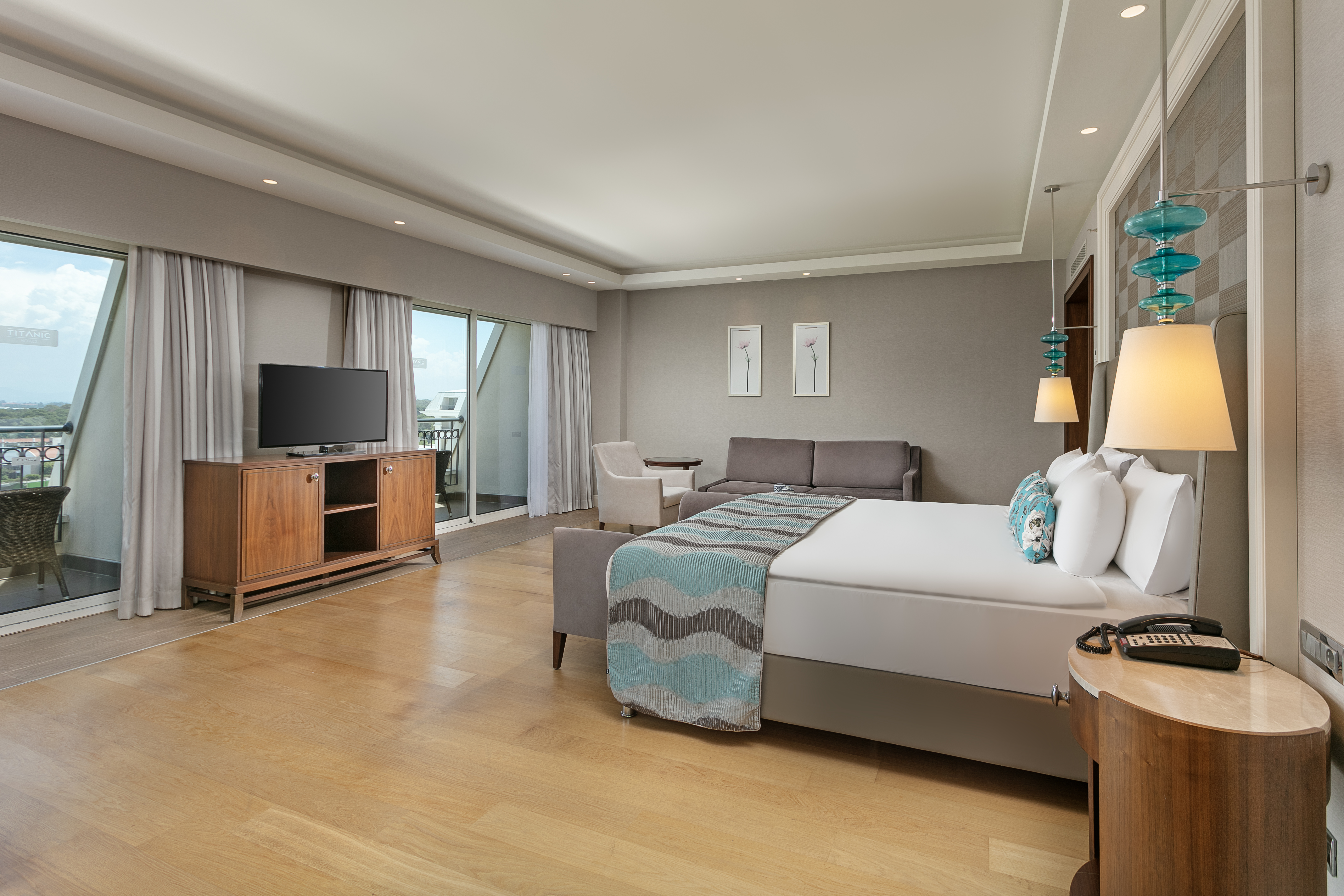 Double Superior Land View