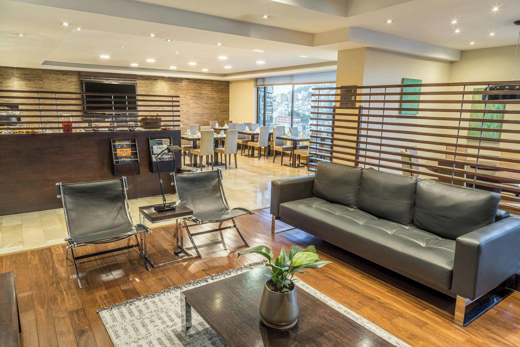 Suite Club King Bed