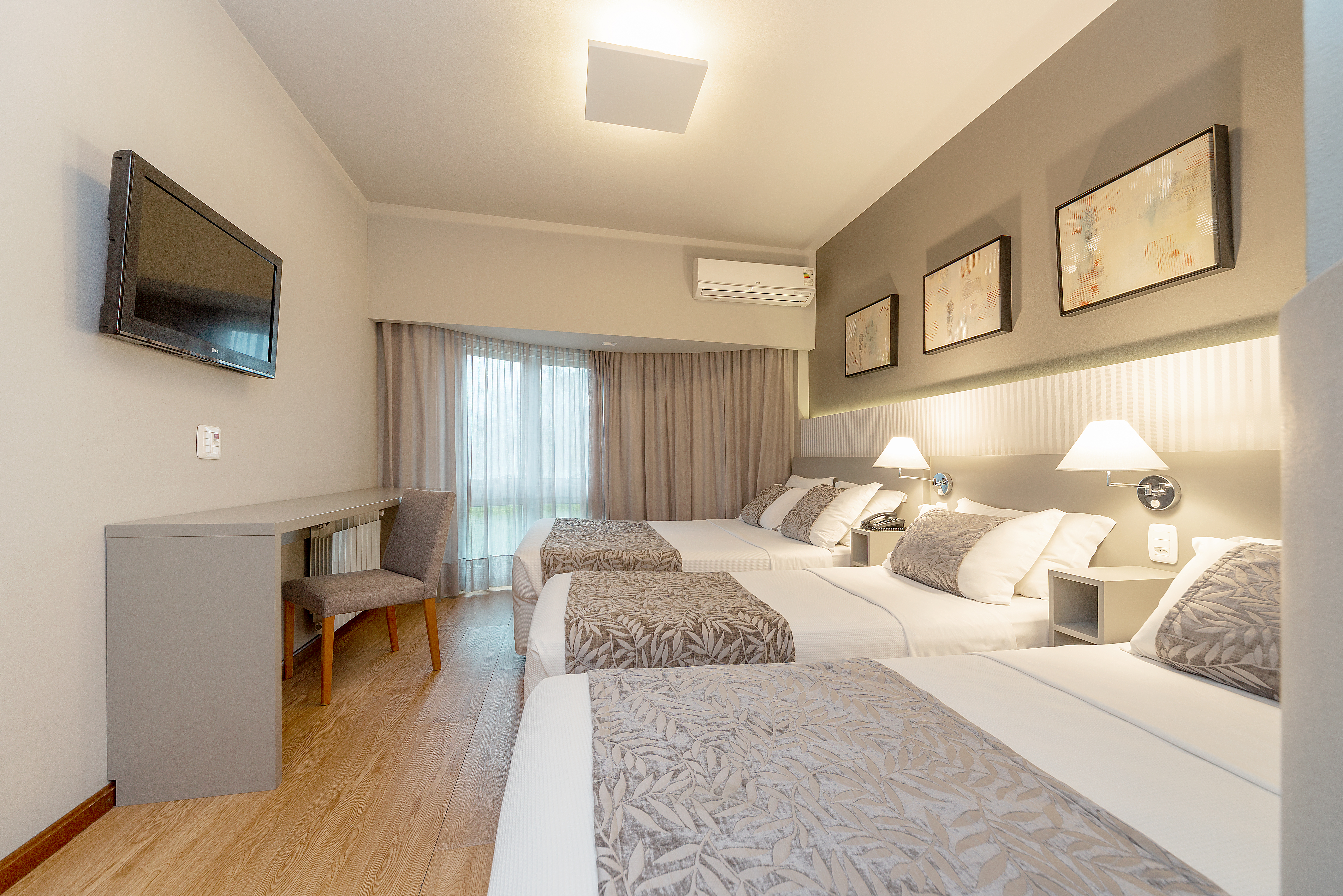 Quadruple Deluxe City View