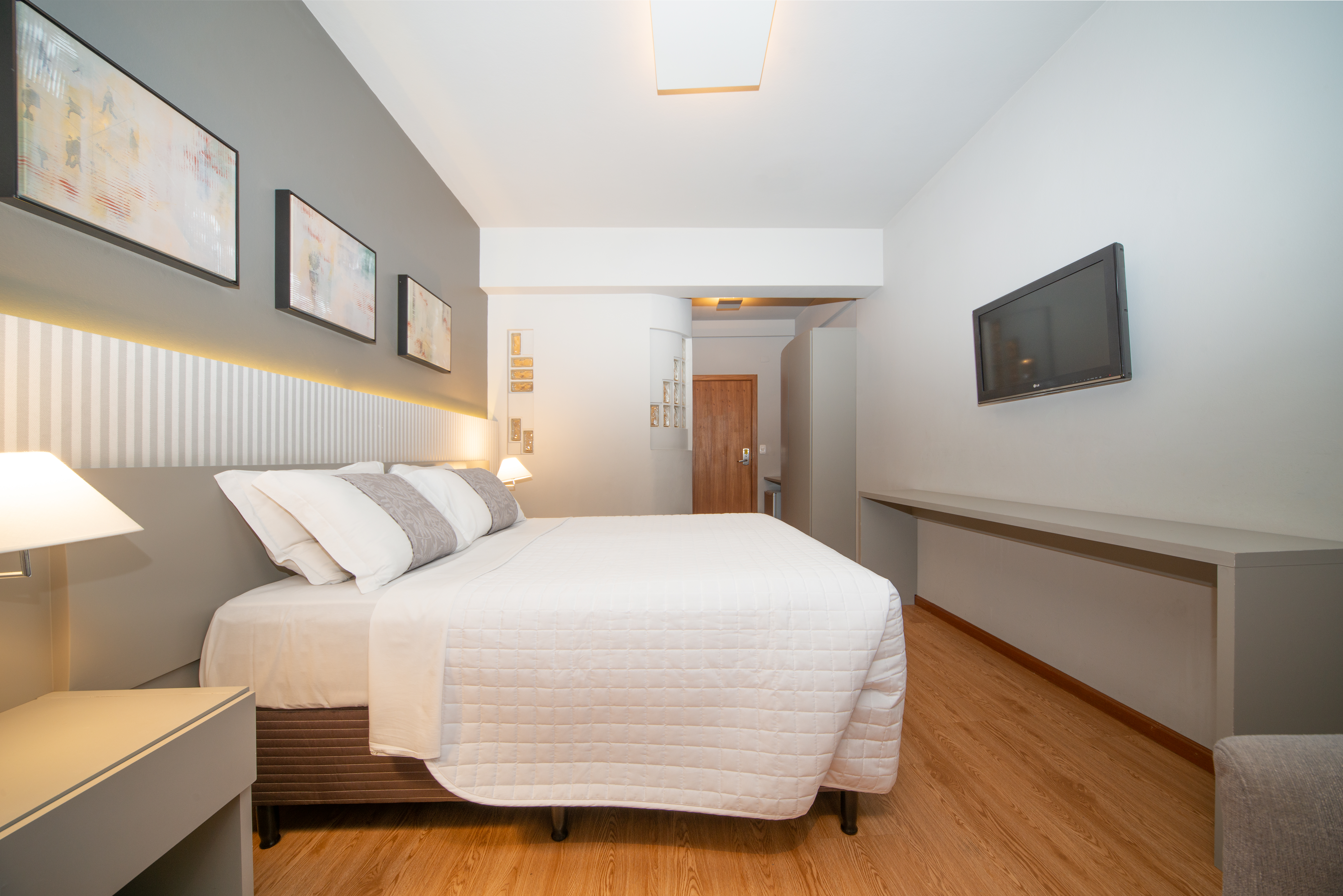 Double Deluxe Mountain View