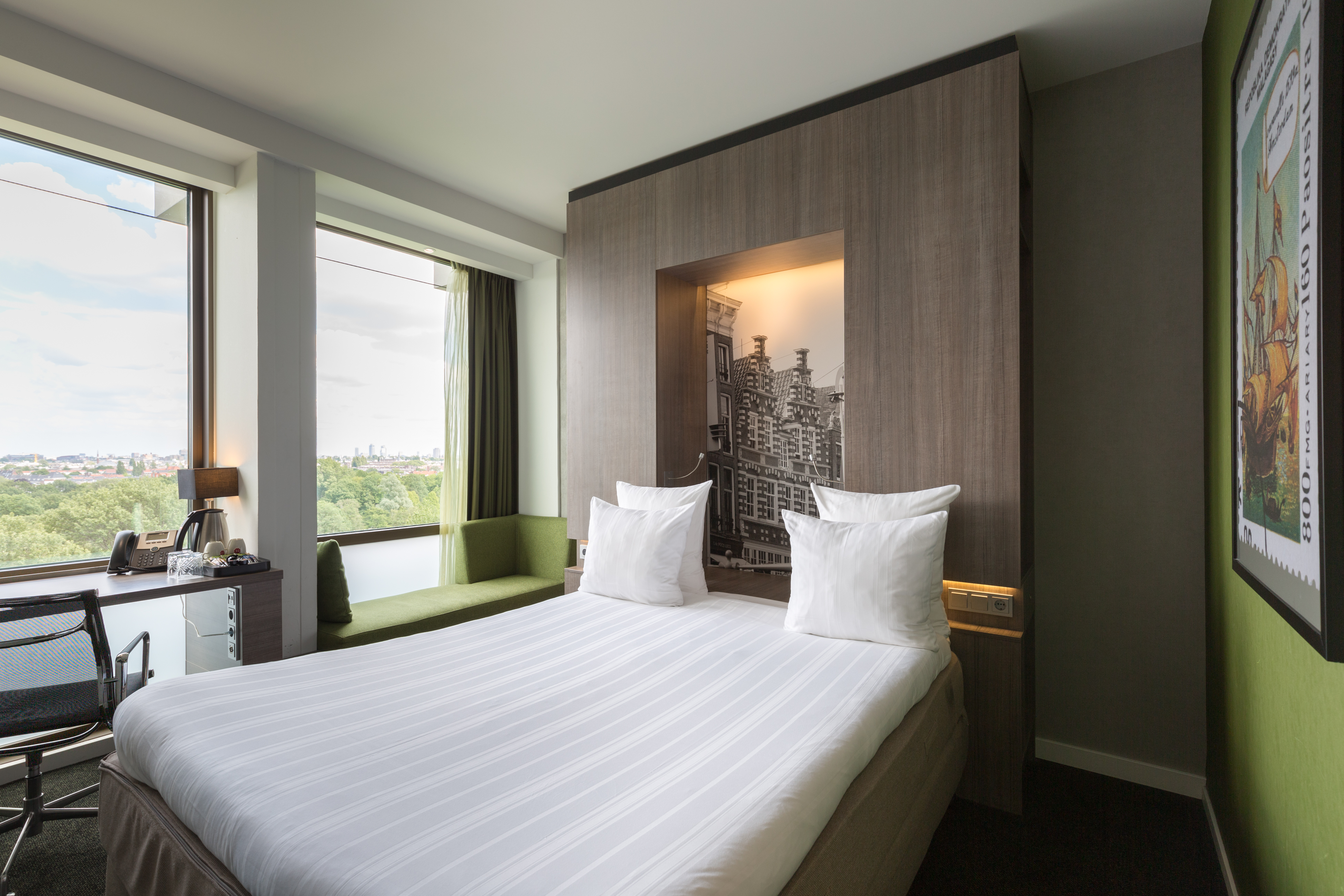 Double Queen Size Bed