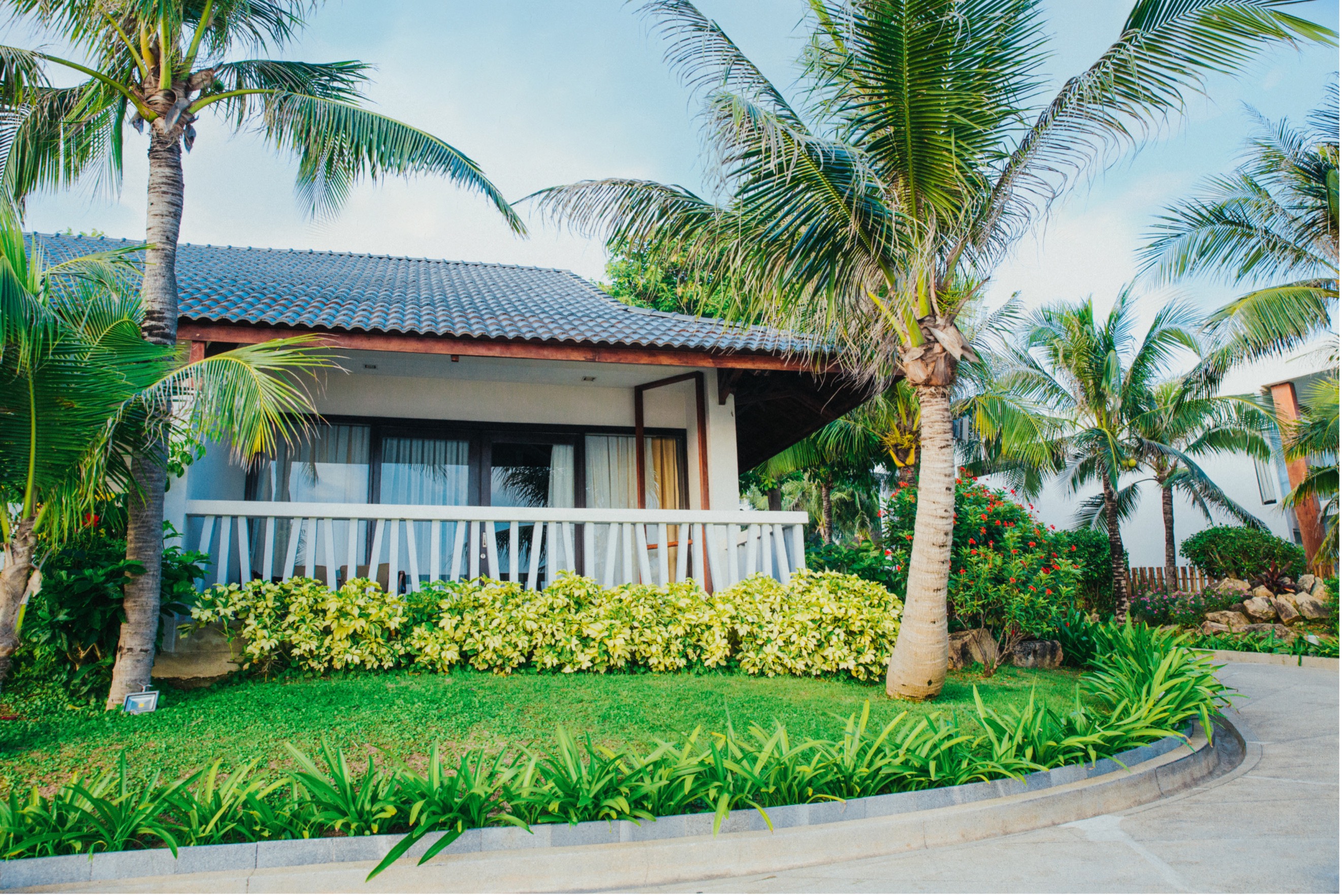 Bungalow Beach Front