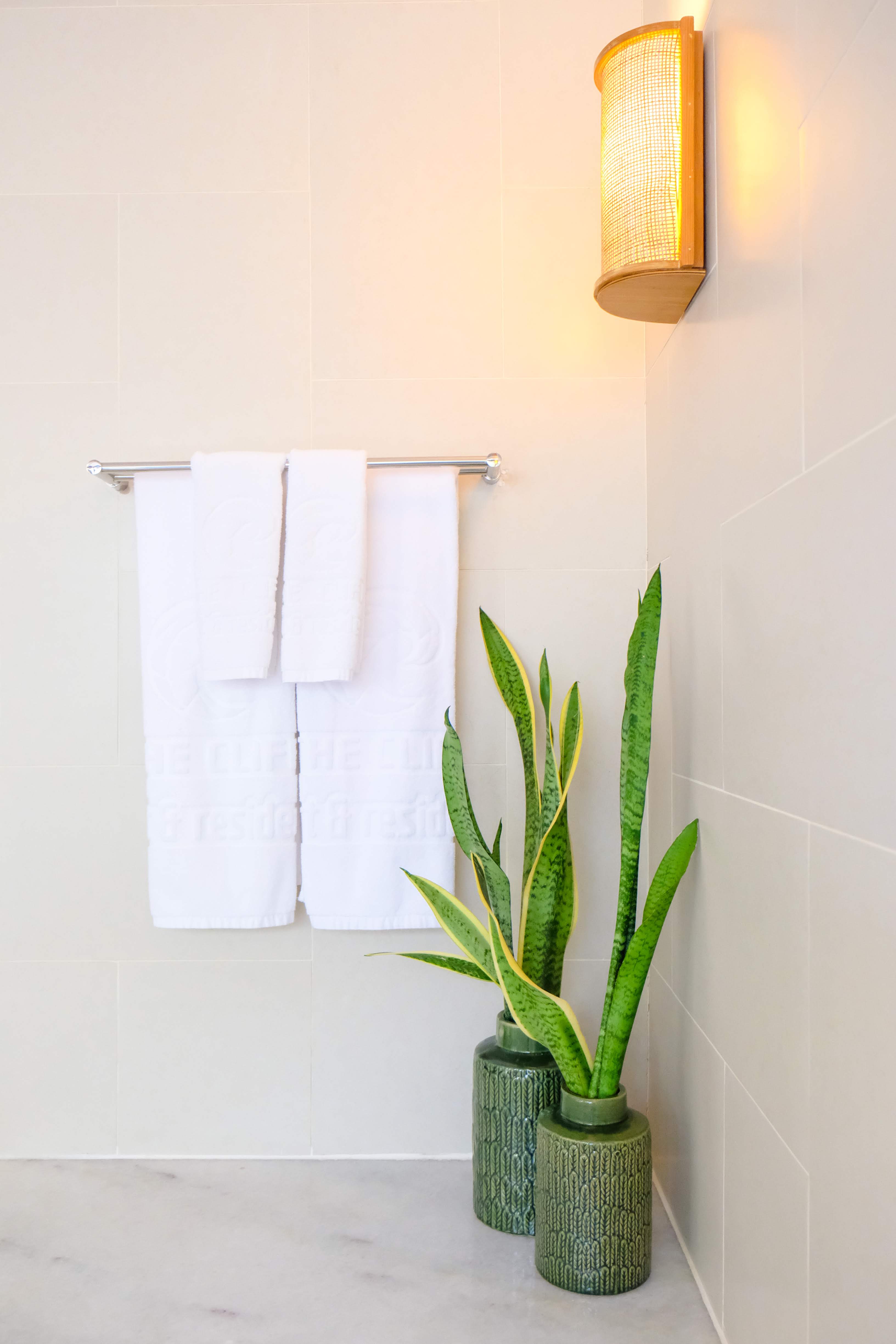 Bungalow Garden View