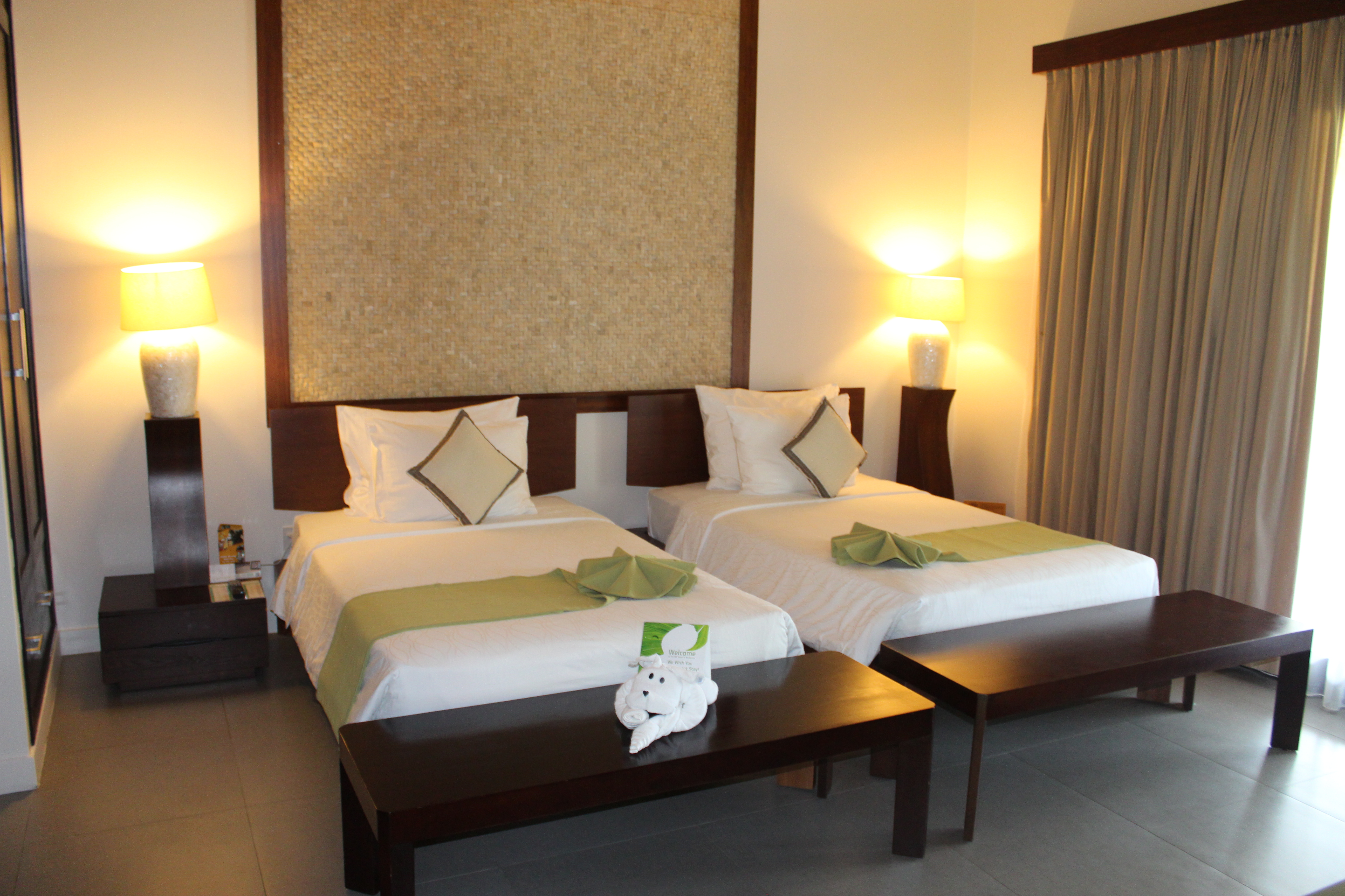 Bungalow Garden View