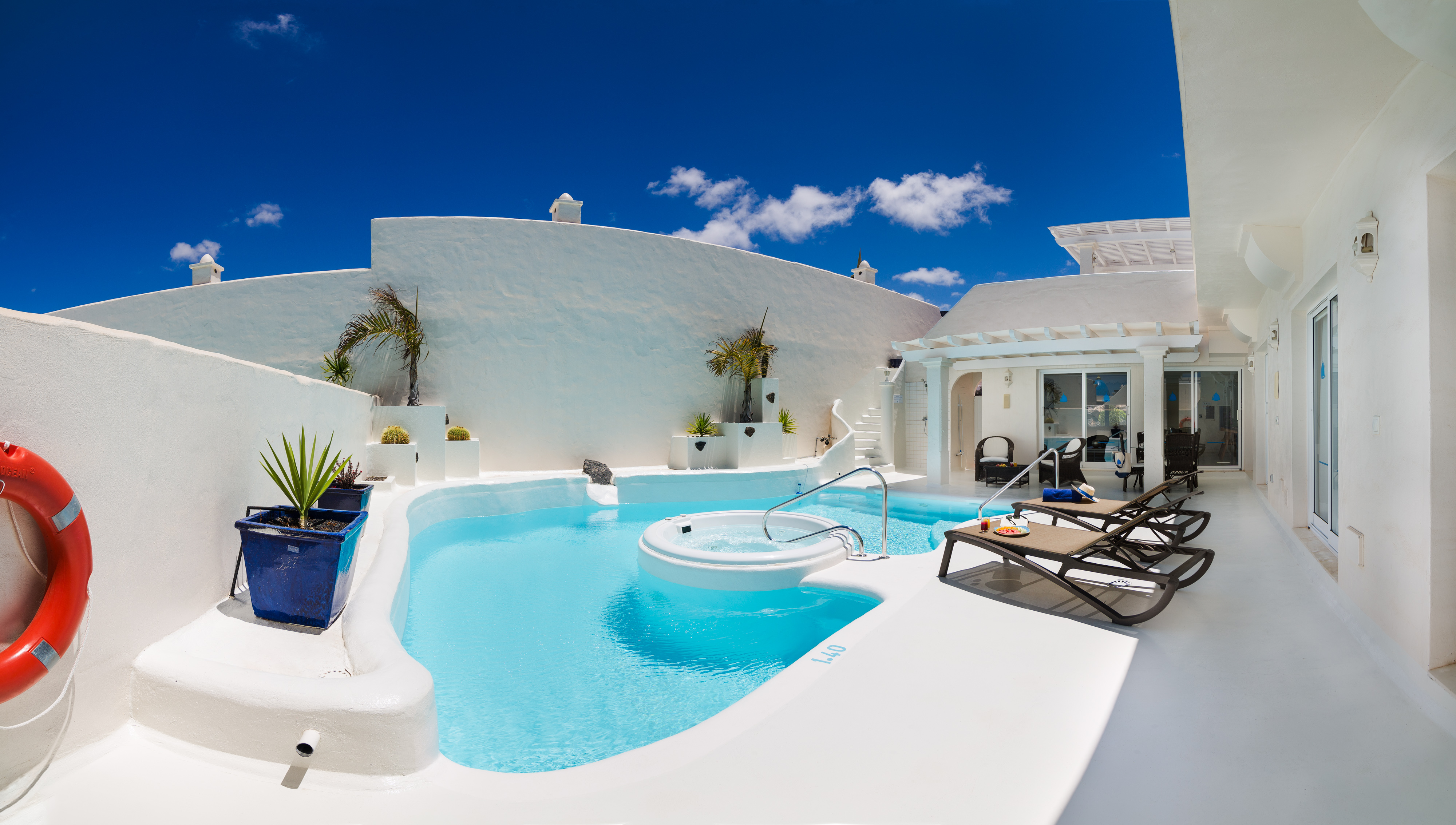 Villa Three Bedrooms