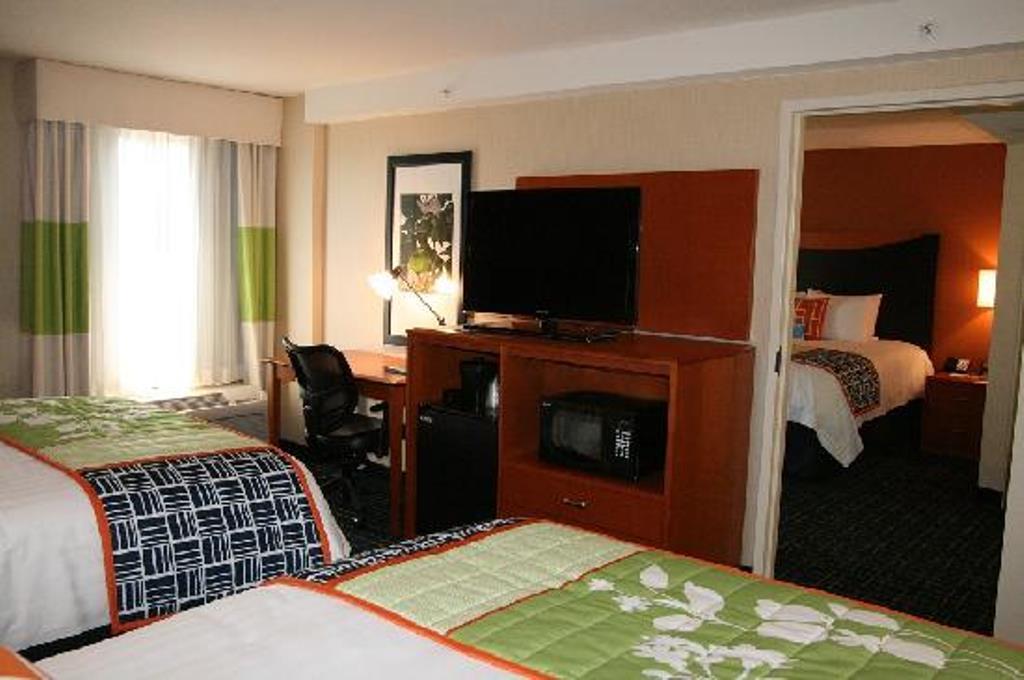 Suite Two Queen Beds