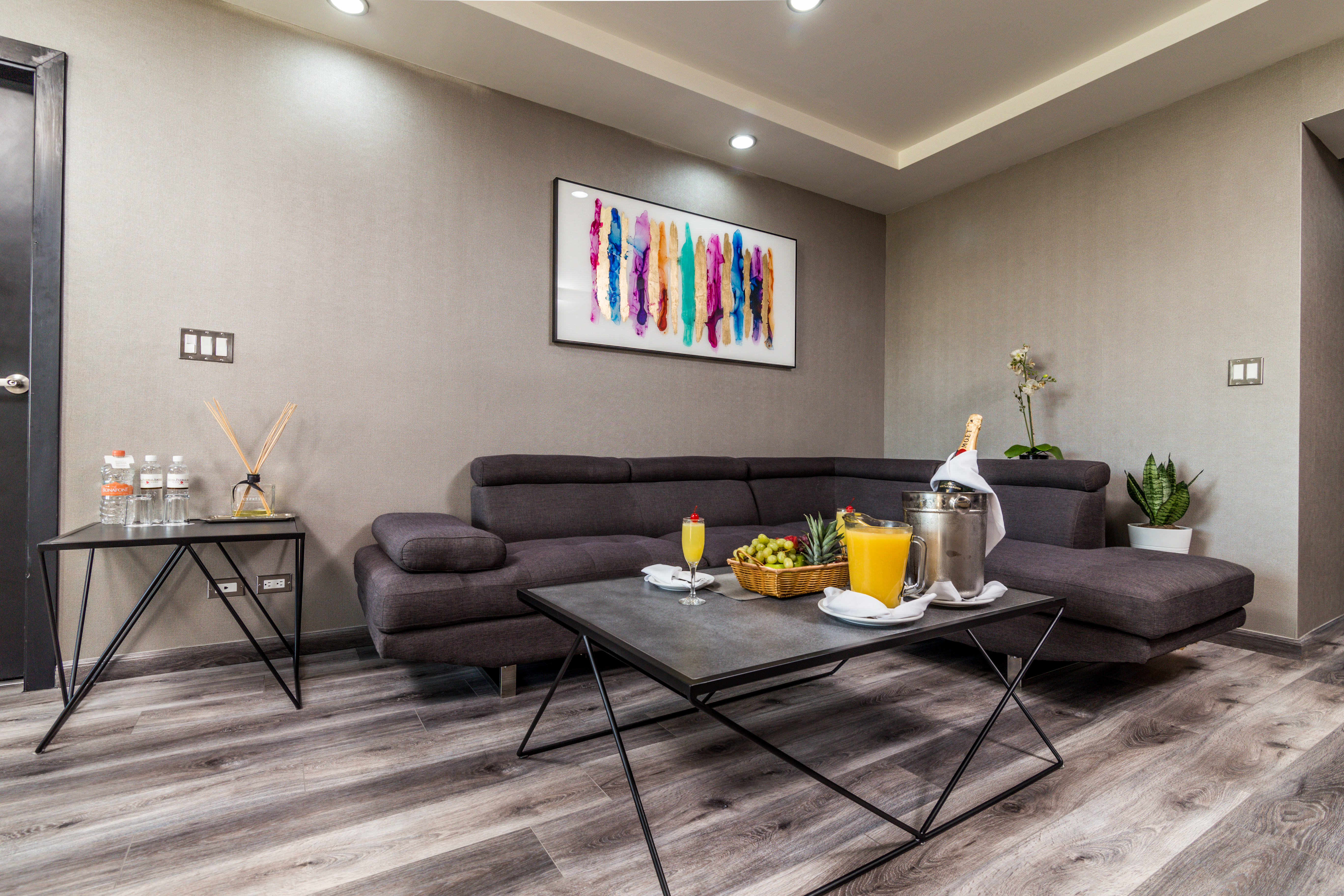 Suite Deluxe Capacity 2