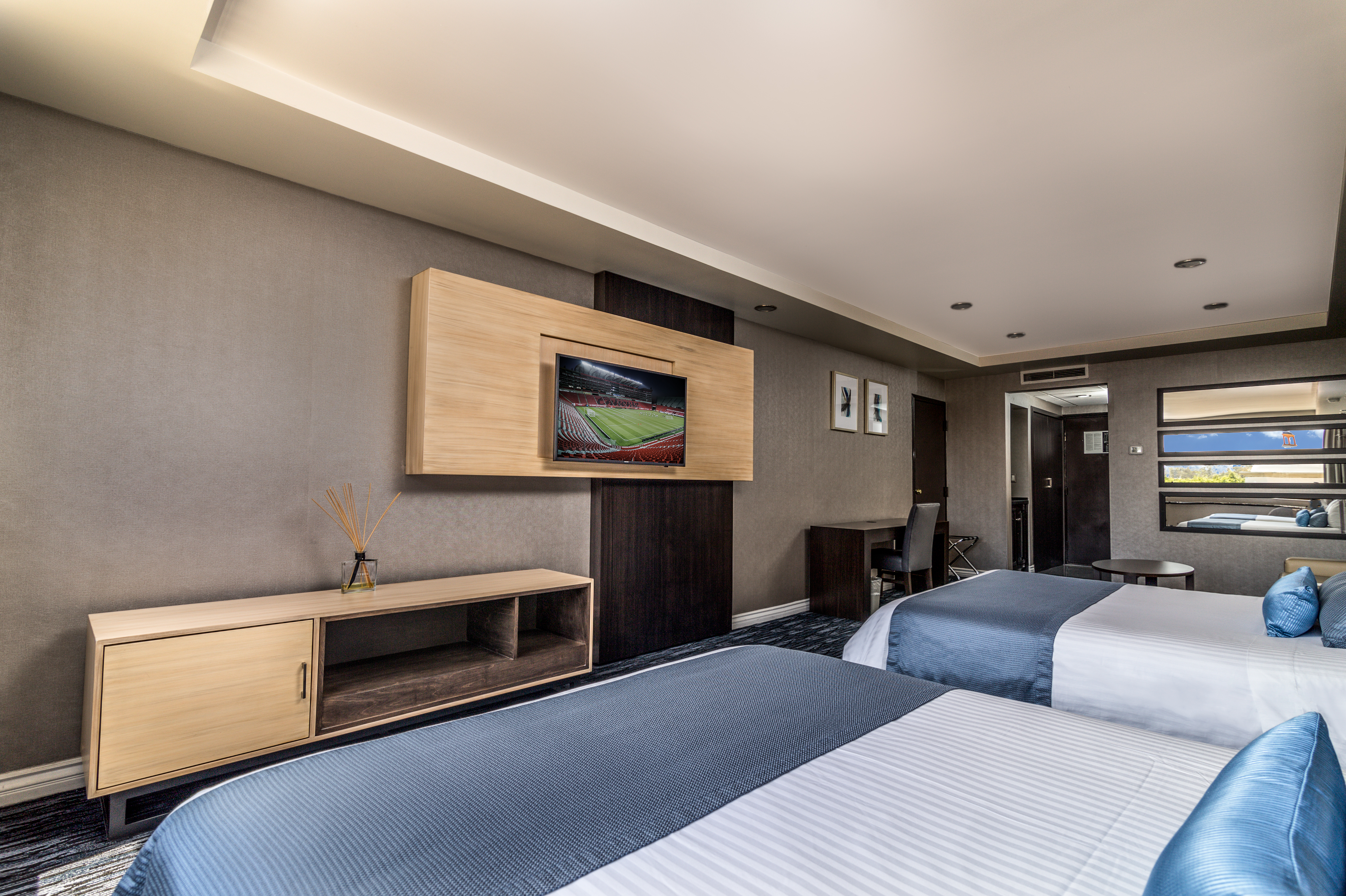 Suite Two Queen Beds