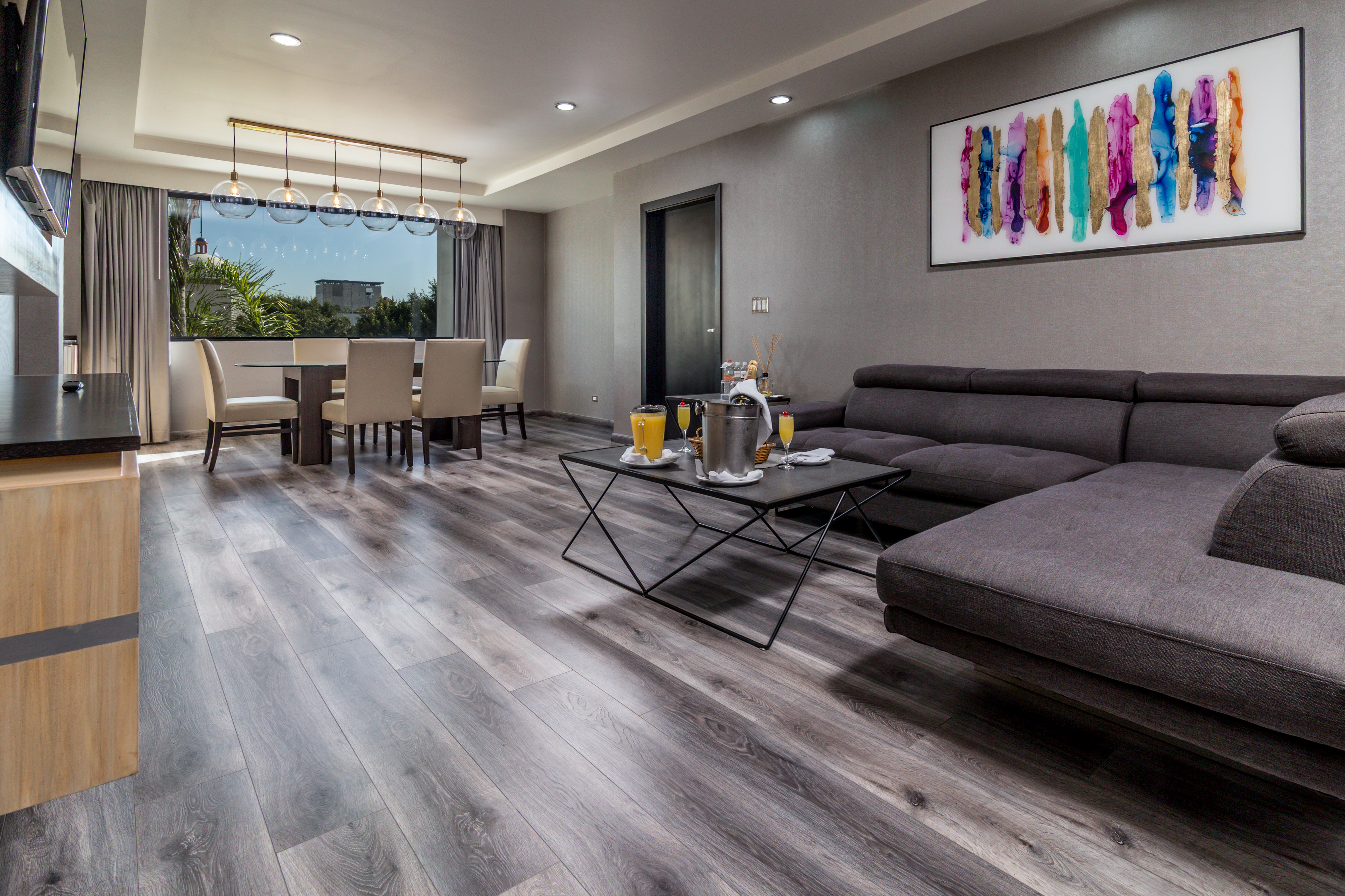 Suite Deluxe Capacity 2