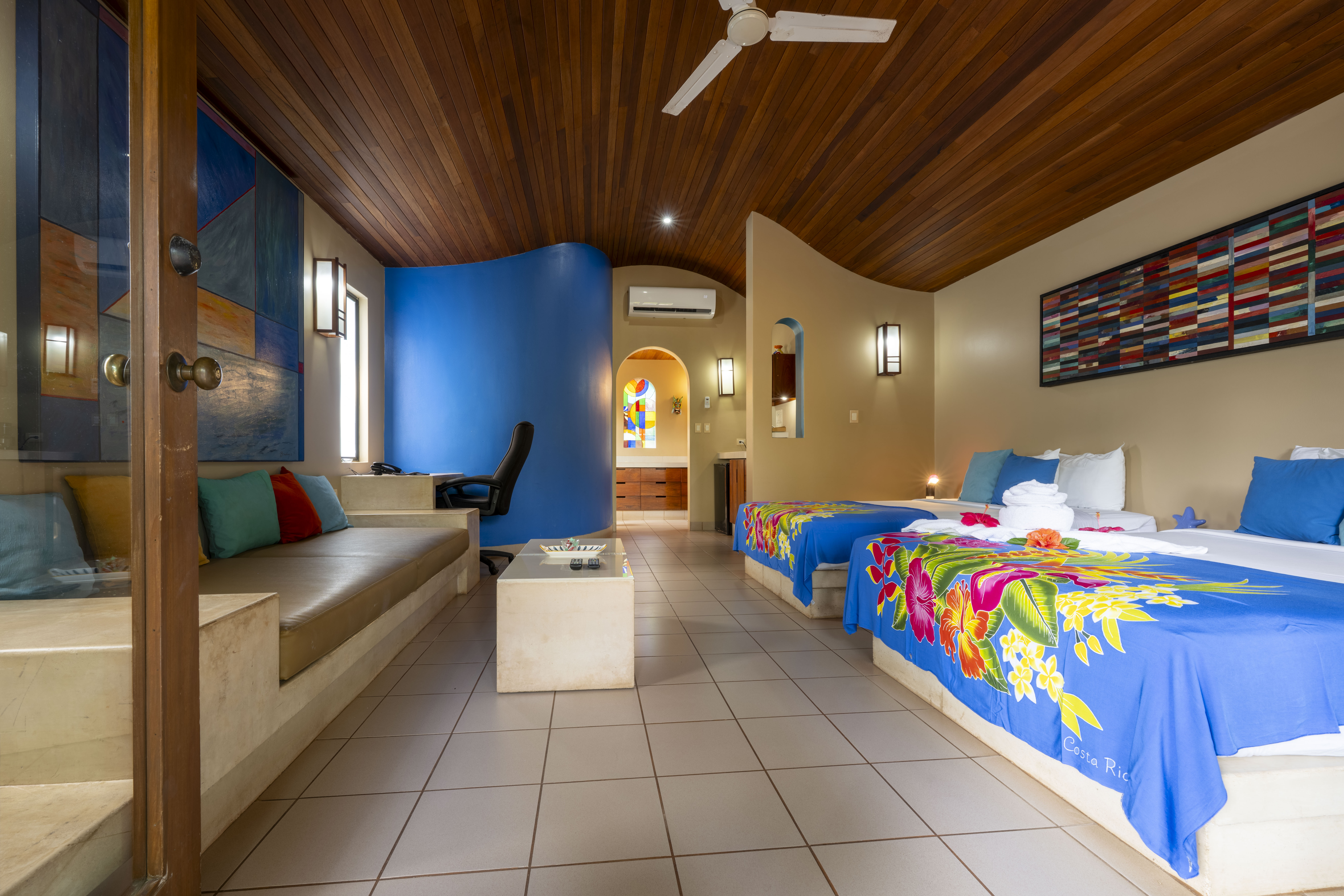 Bungalow Garden View