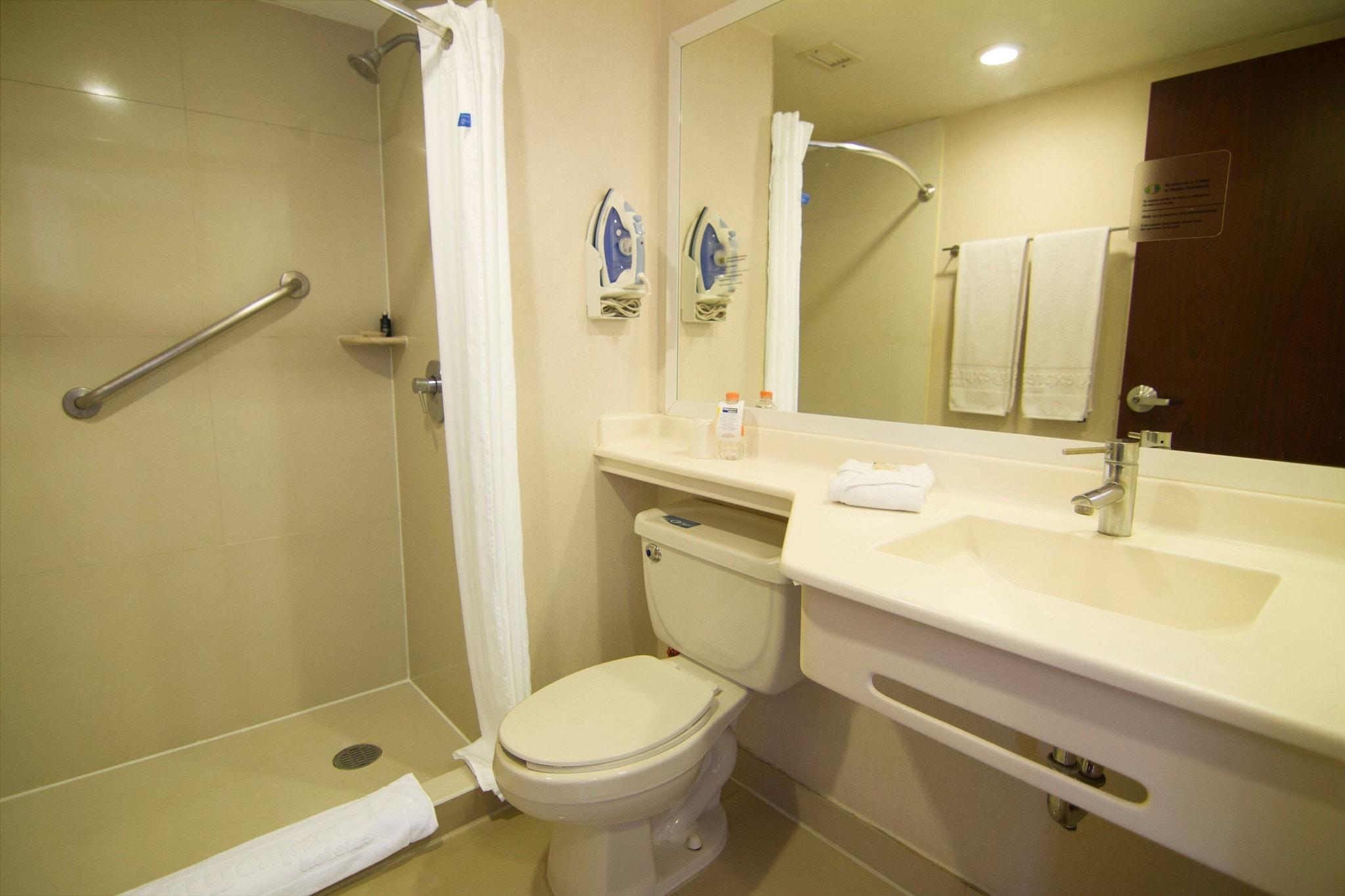 Double Queen Size Bed