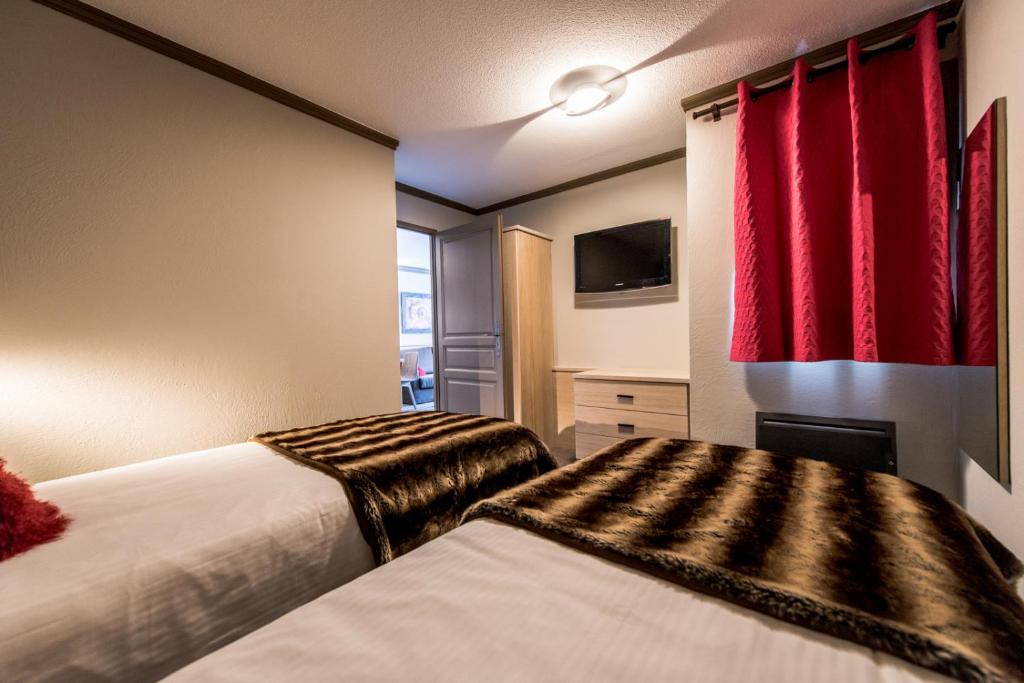 Apartment Capacity 6 Two Bedrooms