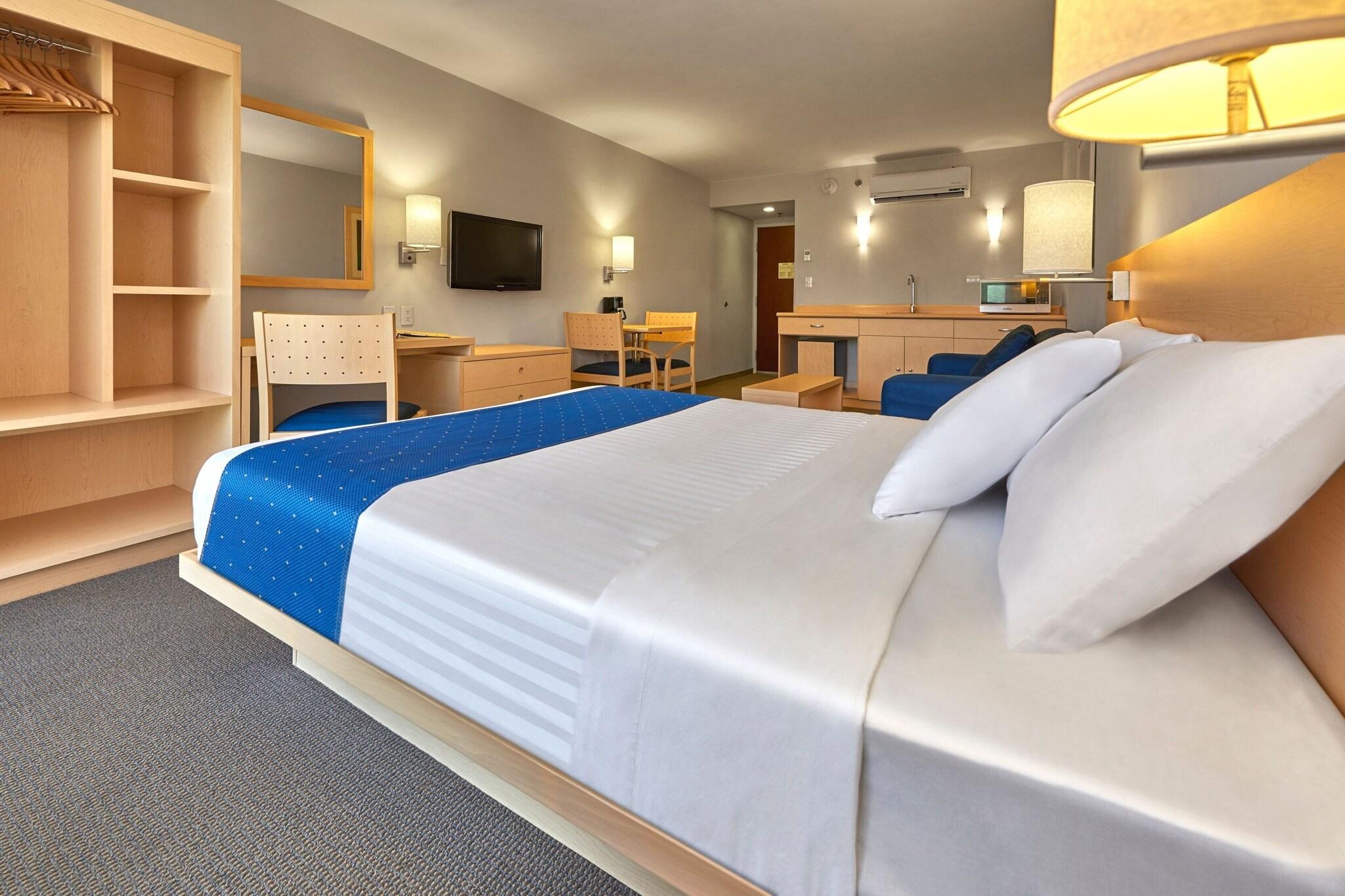 Double Queen Size Bed