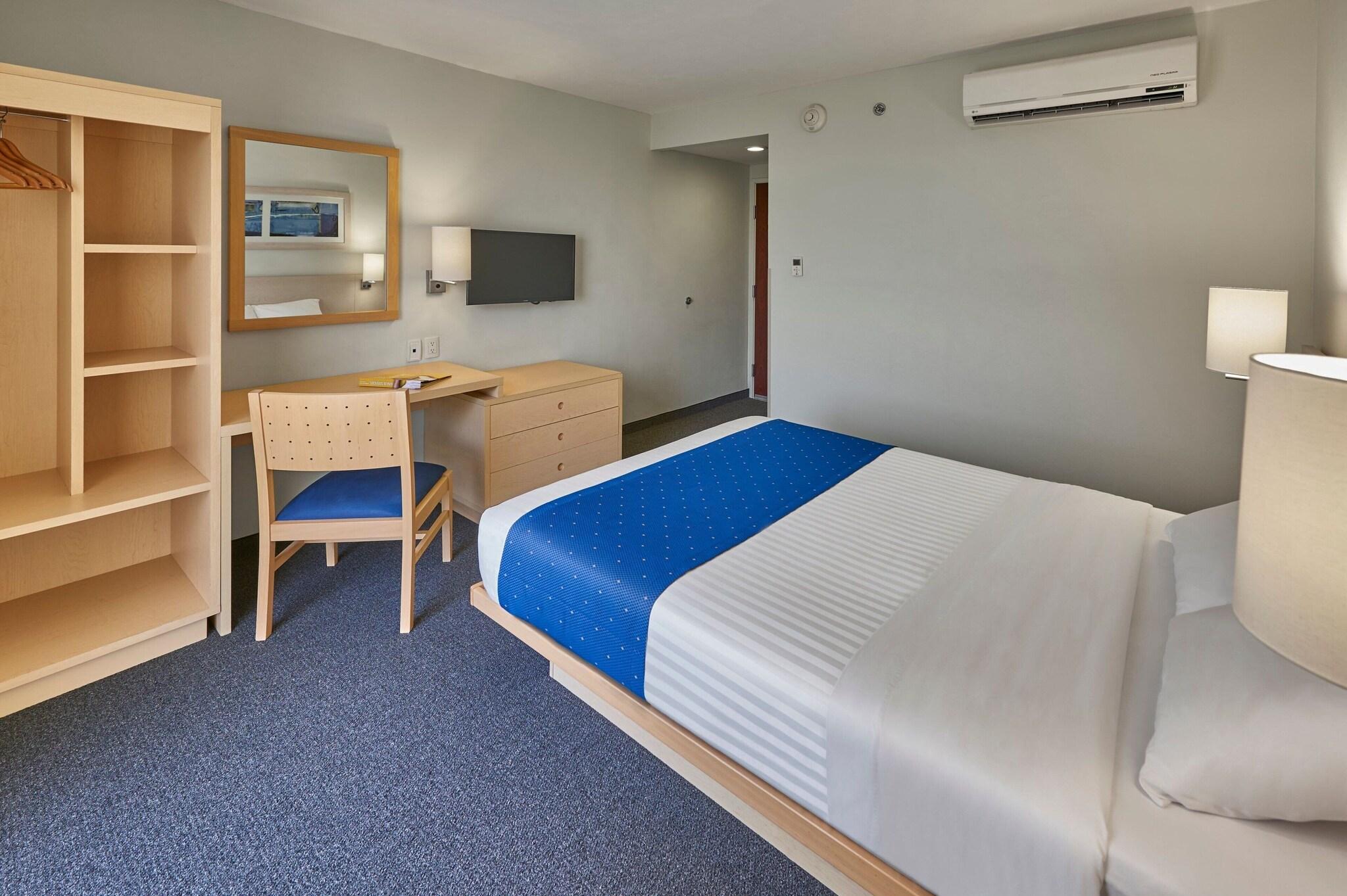 Double Queen Size Bed