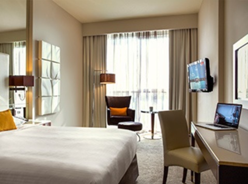 Double Queen Size Bed