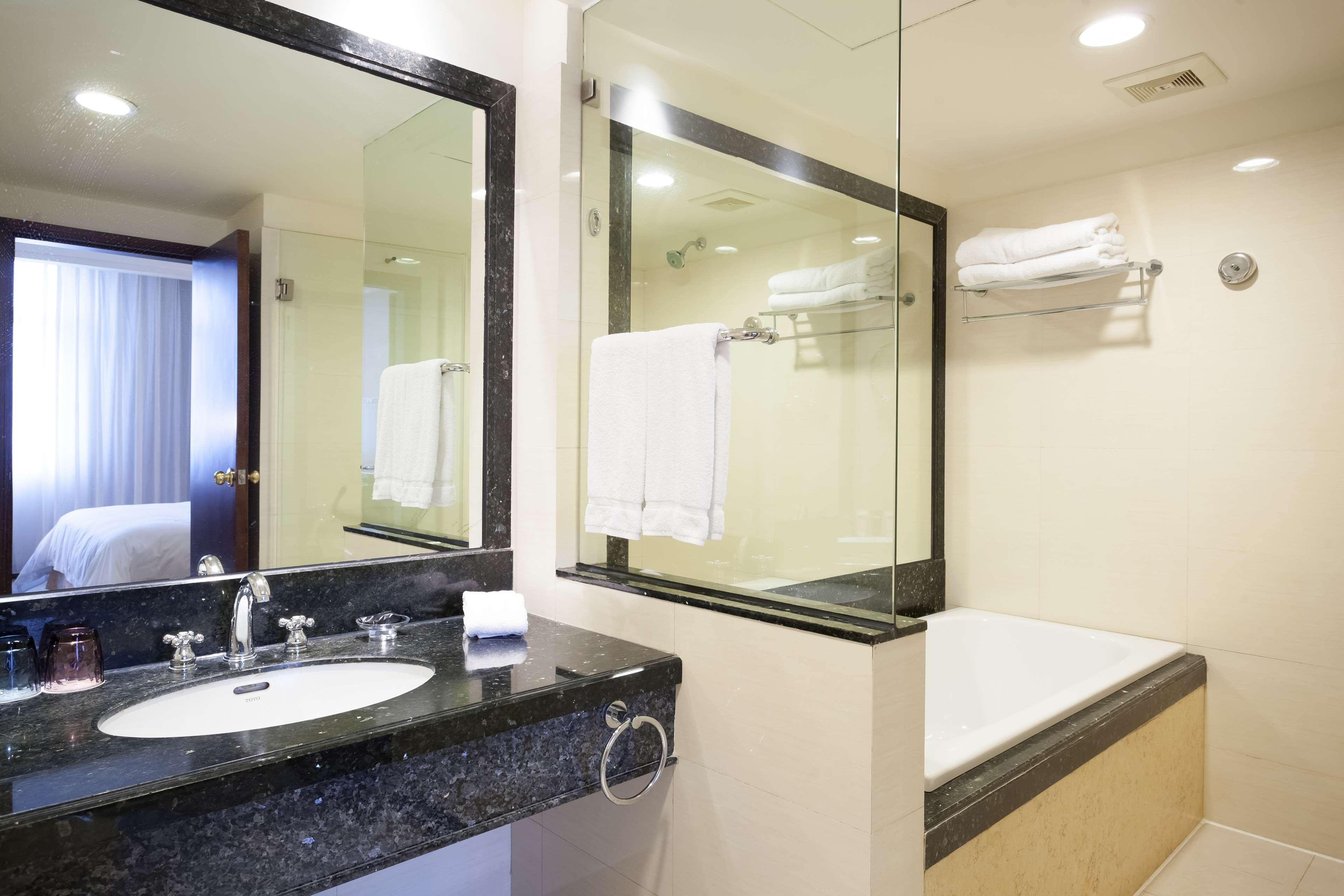 Suite King Bed Non Smoking