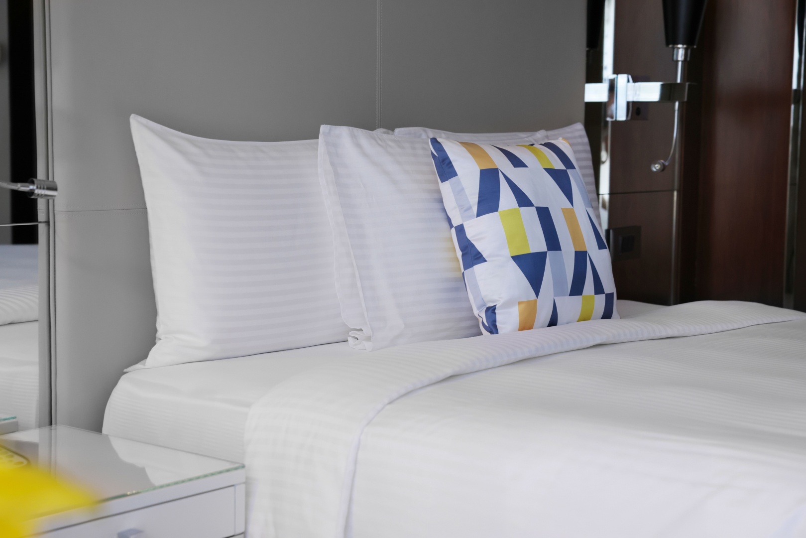 Double Queen Size Bed