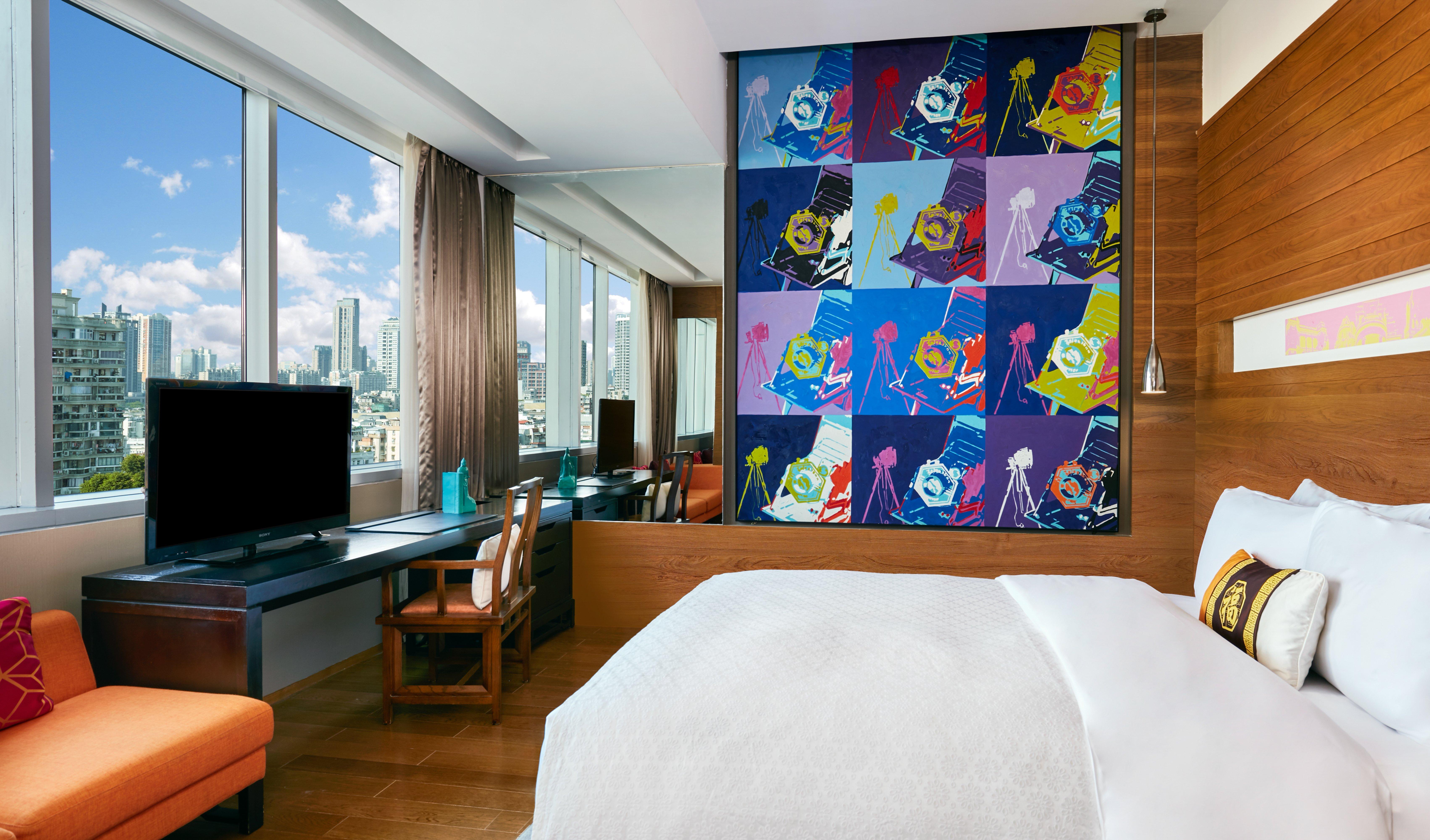 Double City View King Bed