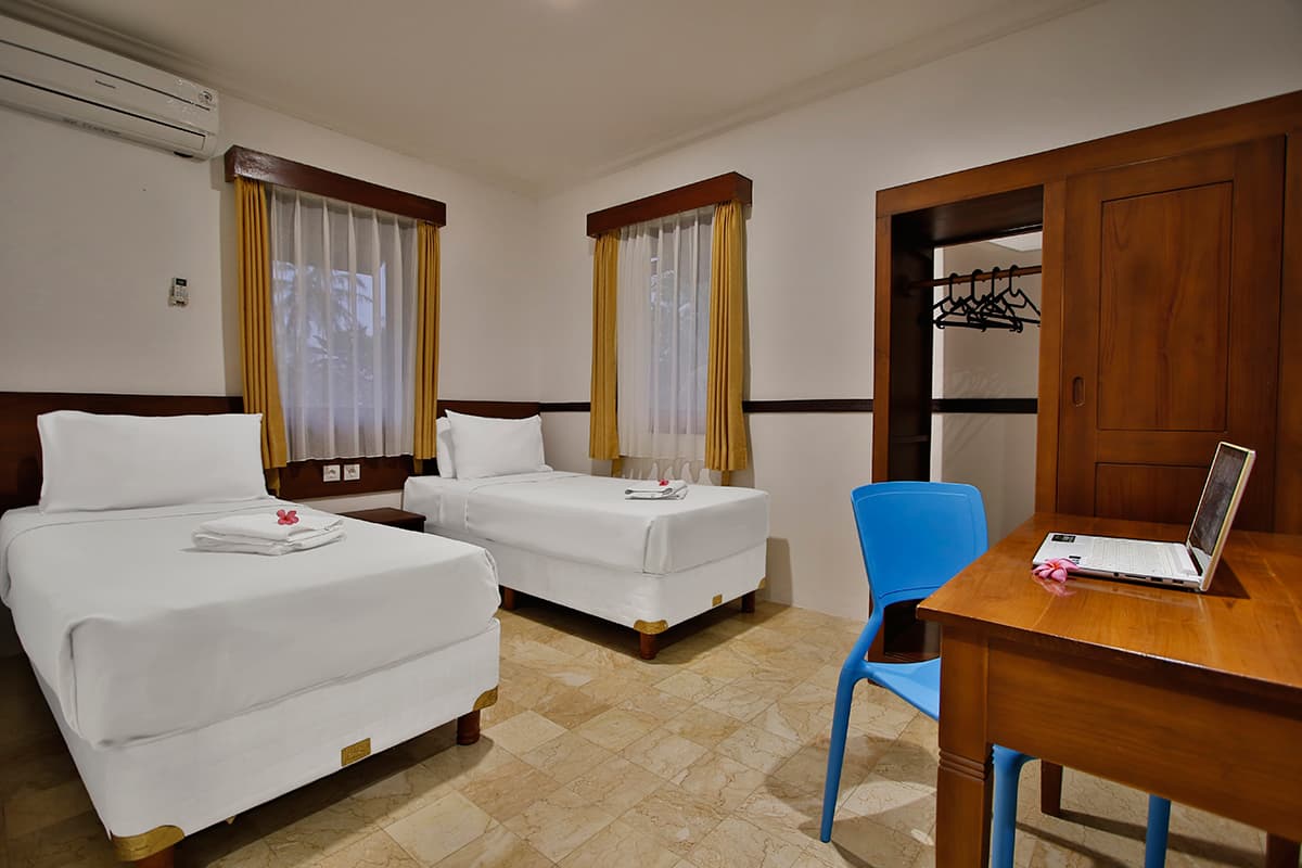 Bungalow Four Bedrooms