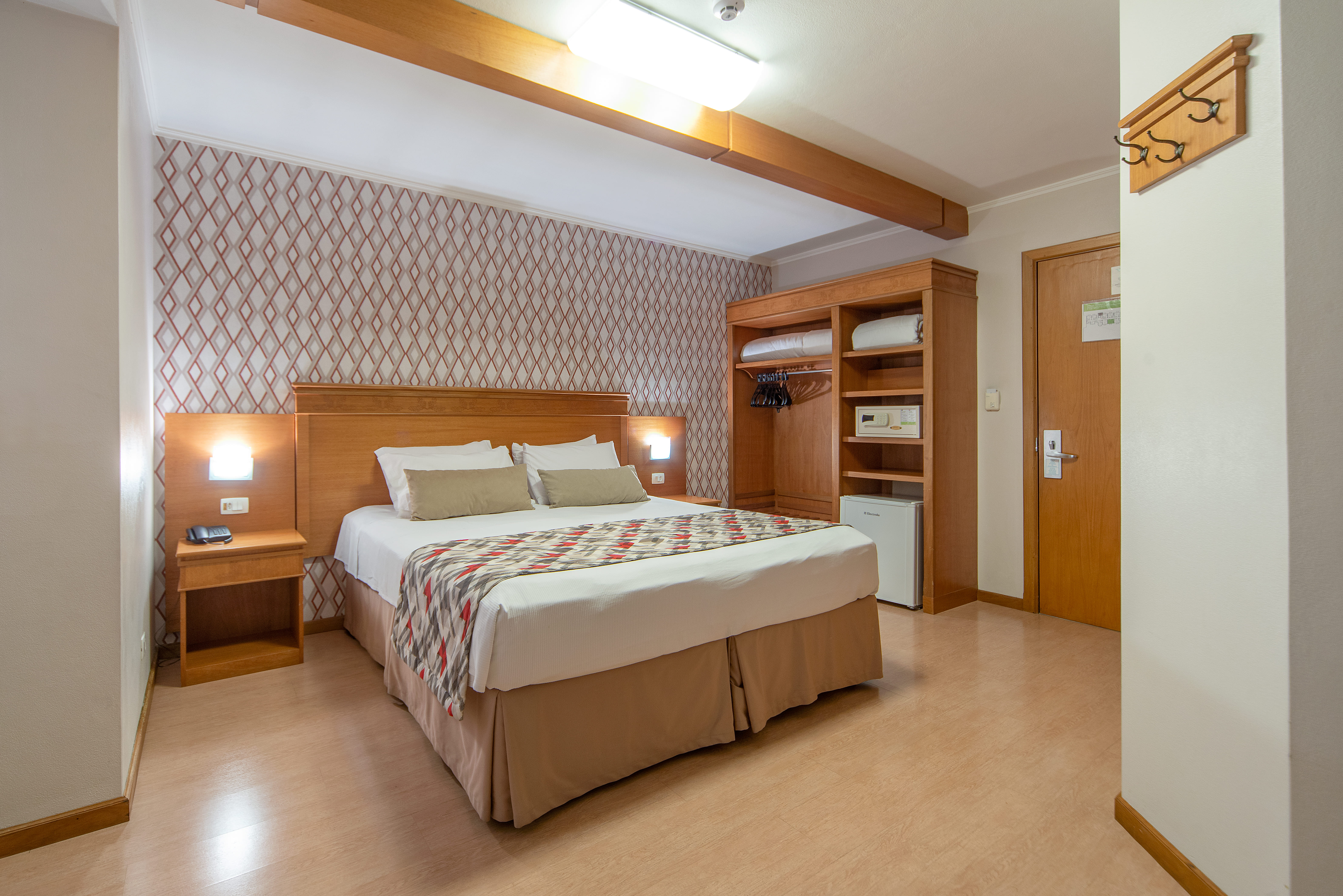 Single Luxury
