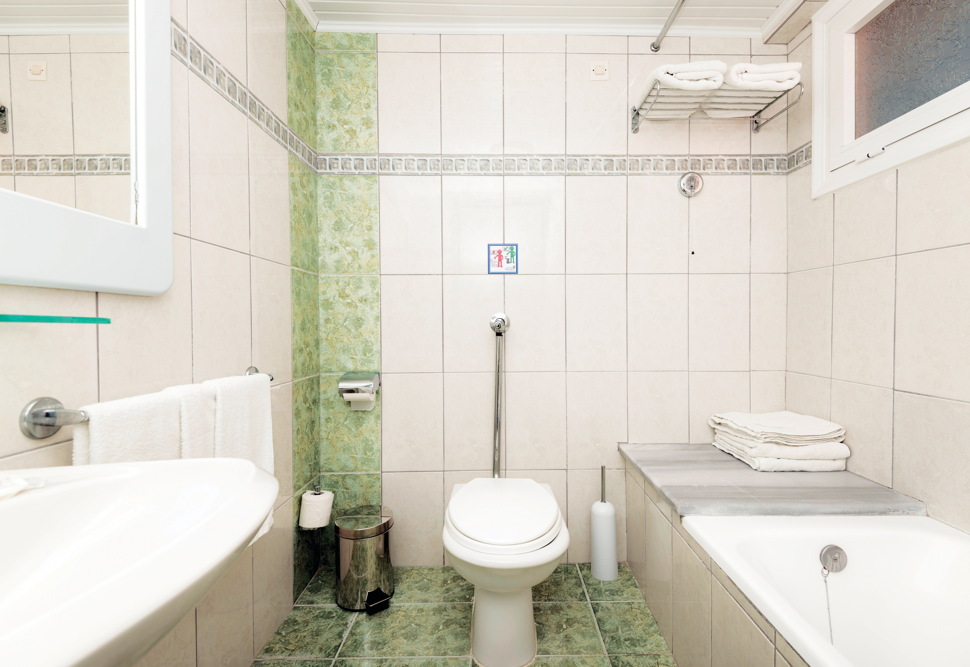 Family Room Capacity 2