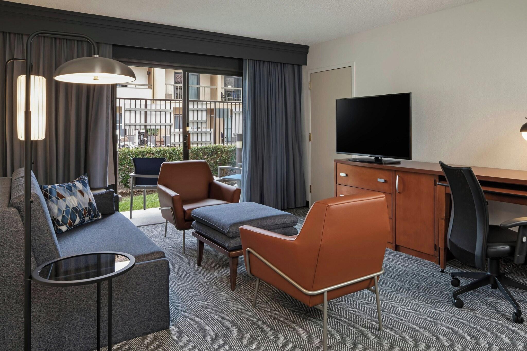 Suite King Bed One Bedroom 