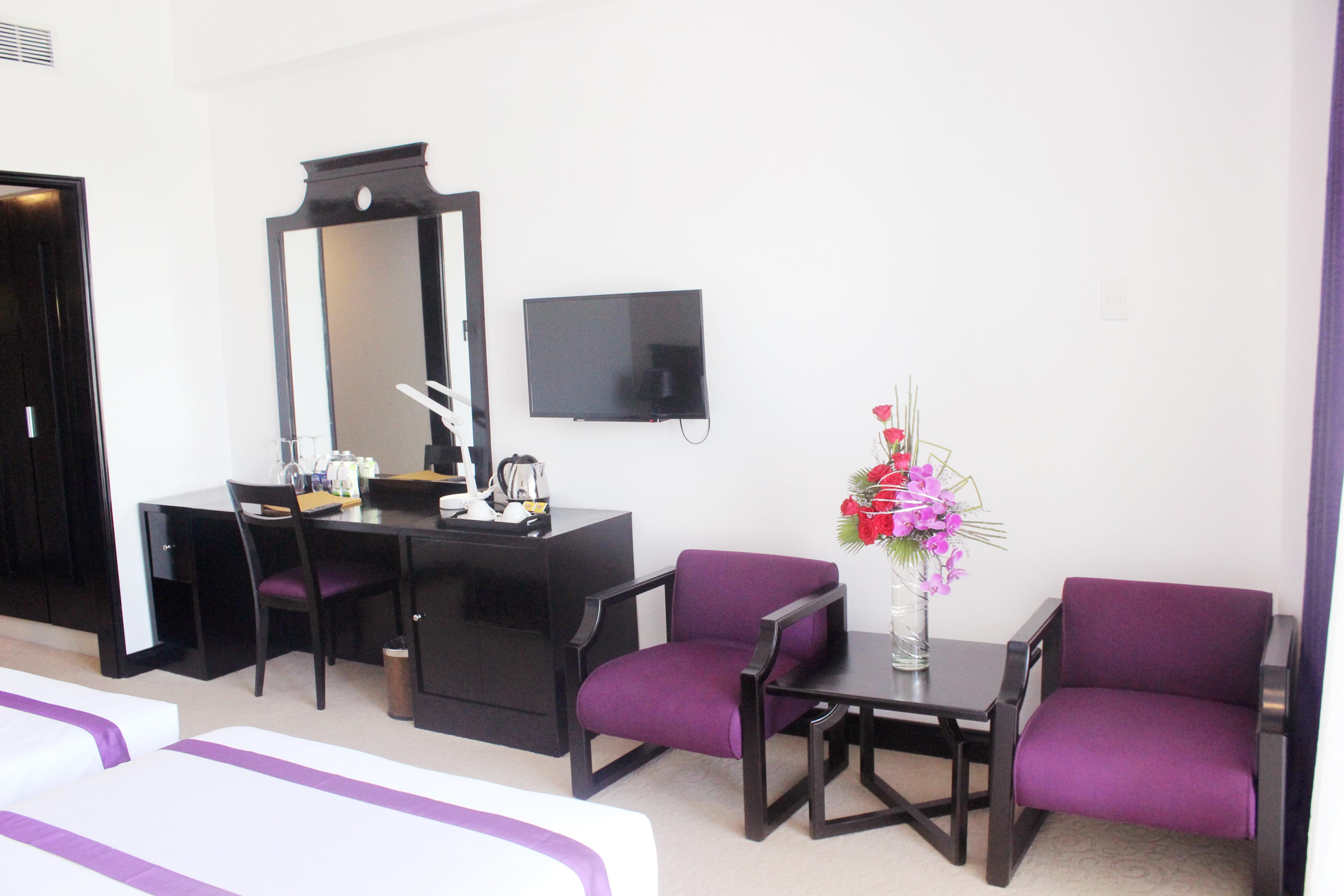 Twin Deluxe City View