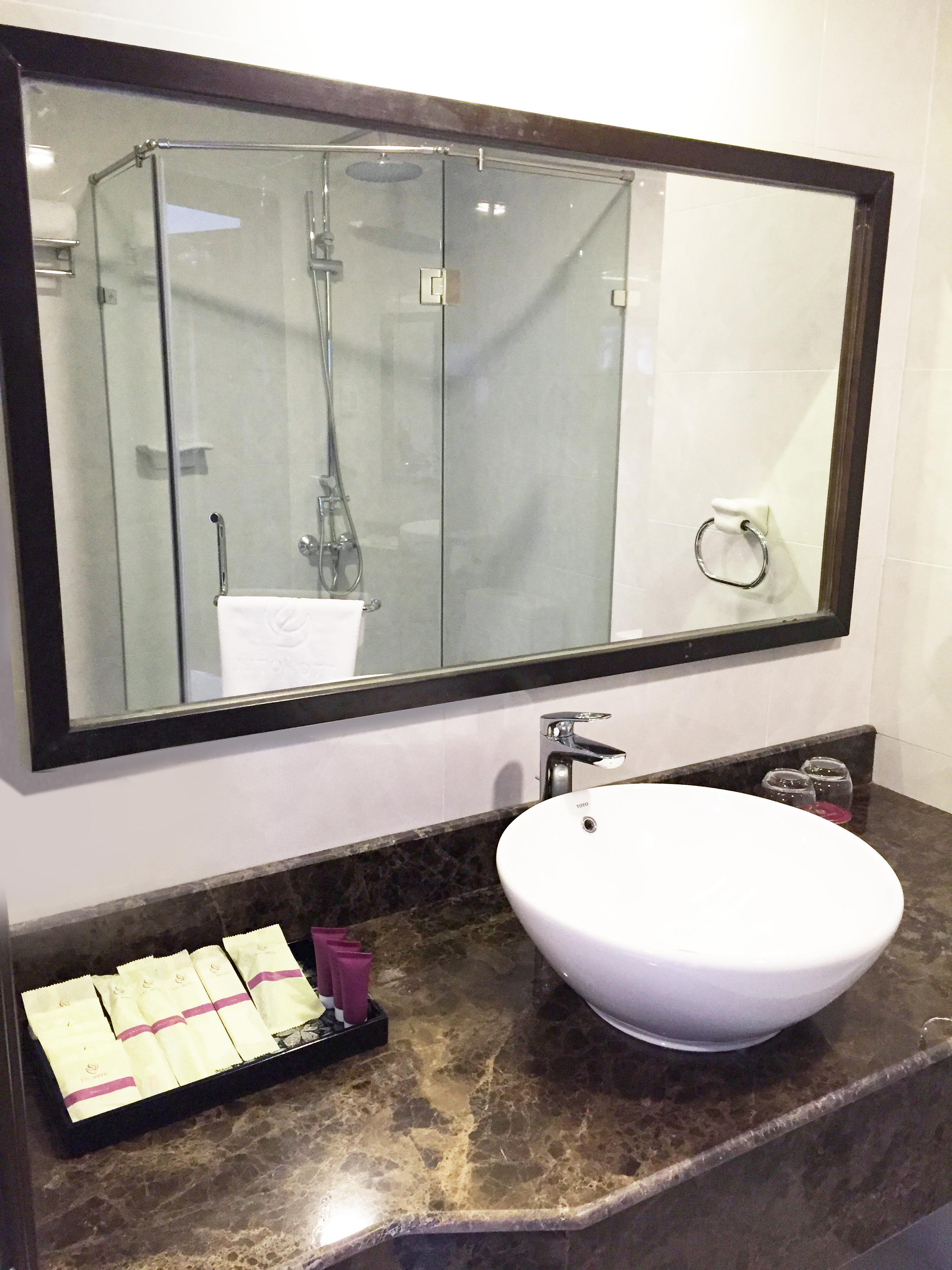 Twin Deluxe River View