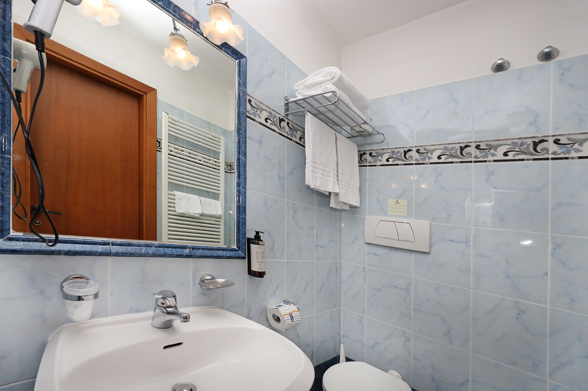 Double or Twin Standard