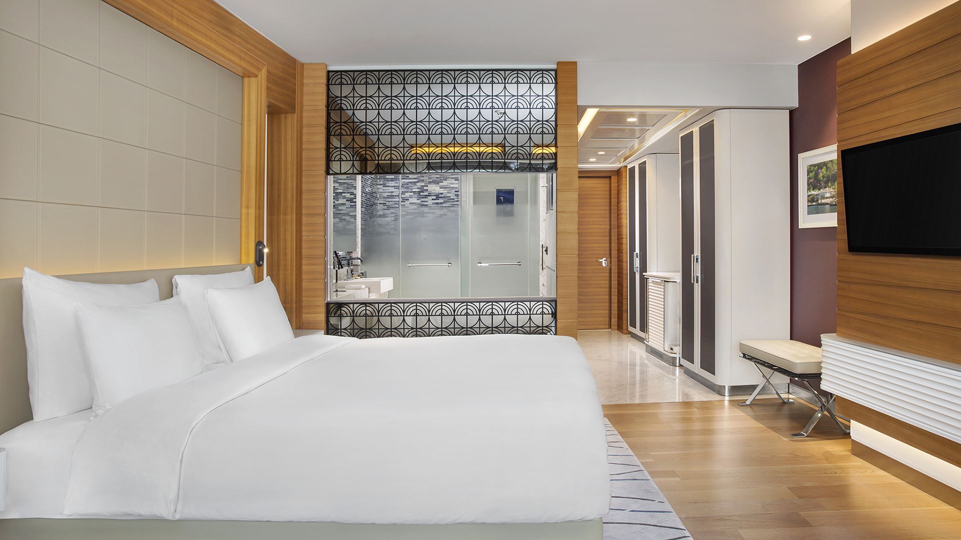 Double Deluxe with Views