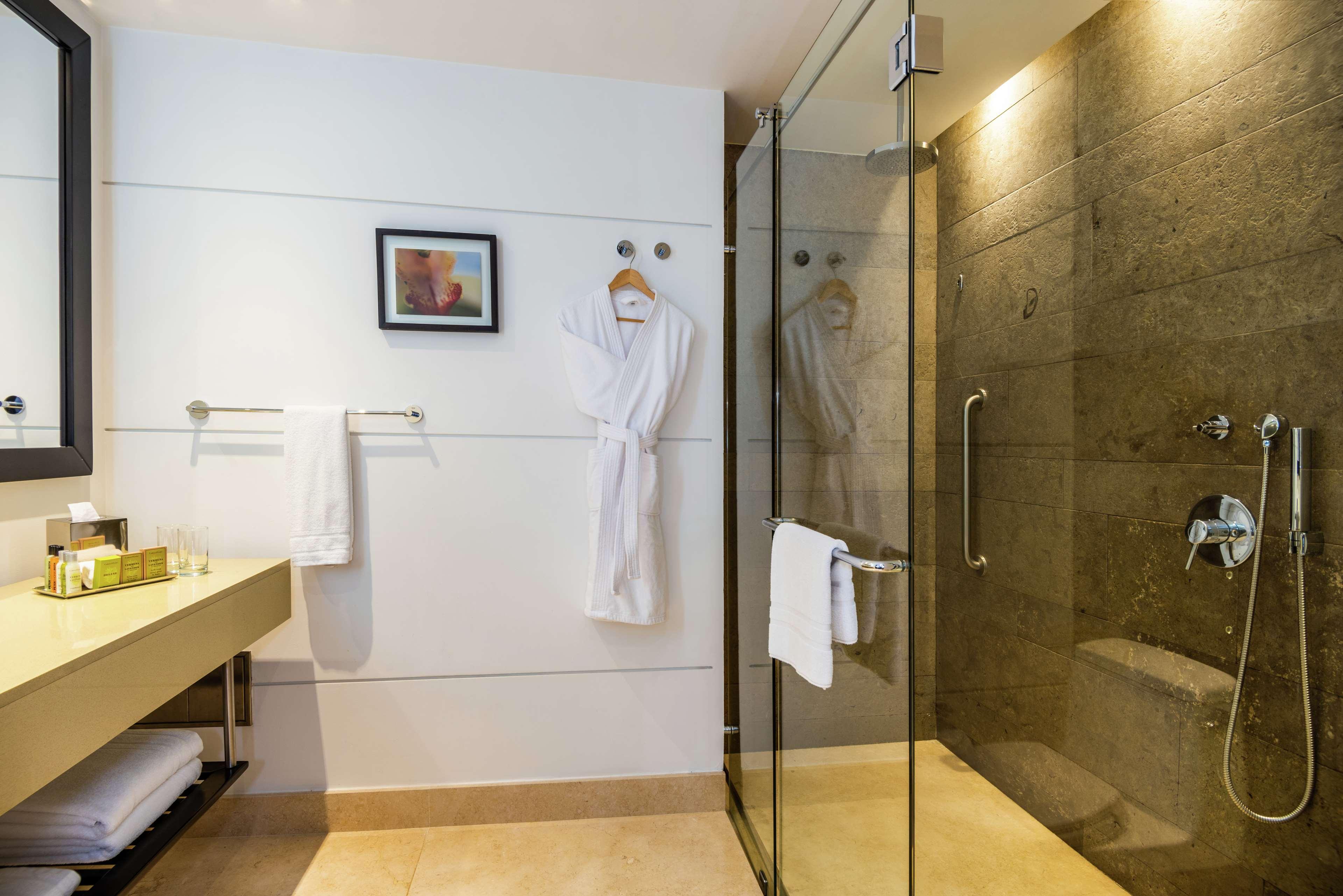 Double Executive King Bed