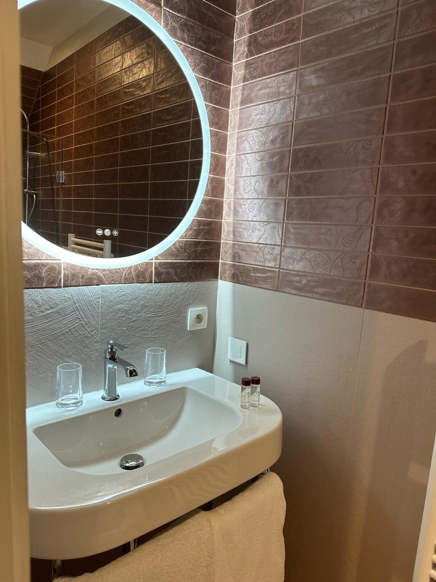 Quadruple River View